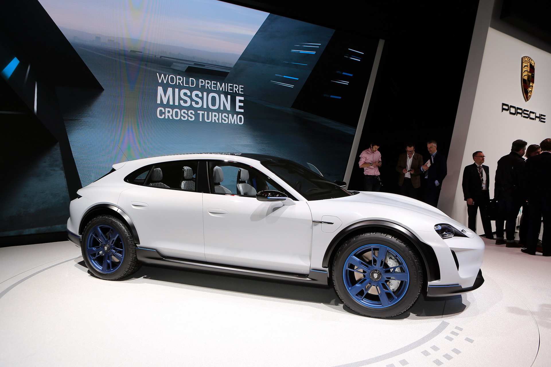 Porsche Mission E Cross Turismo Concept -3 Porsche Mission E Cross Turismo Is Stuttgart’s Electric Allroad