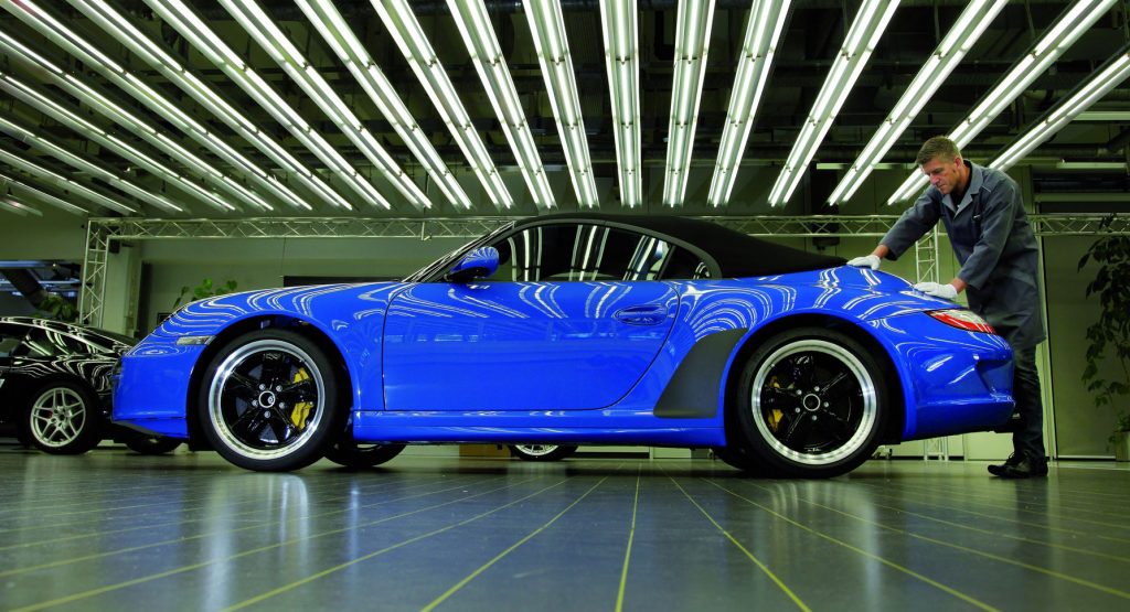 Porsche Gives Its Workers A Bonus Of Up To €9,656