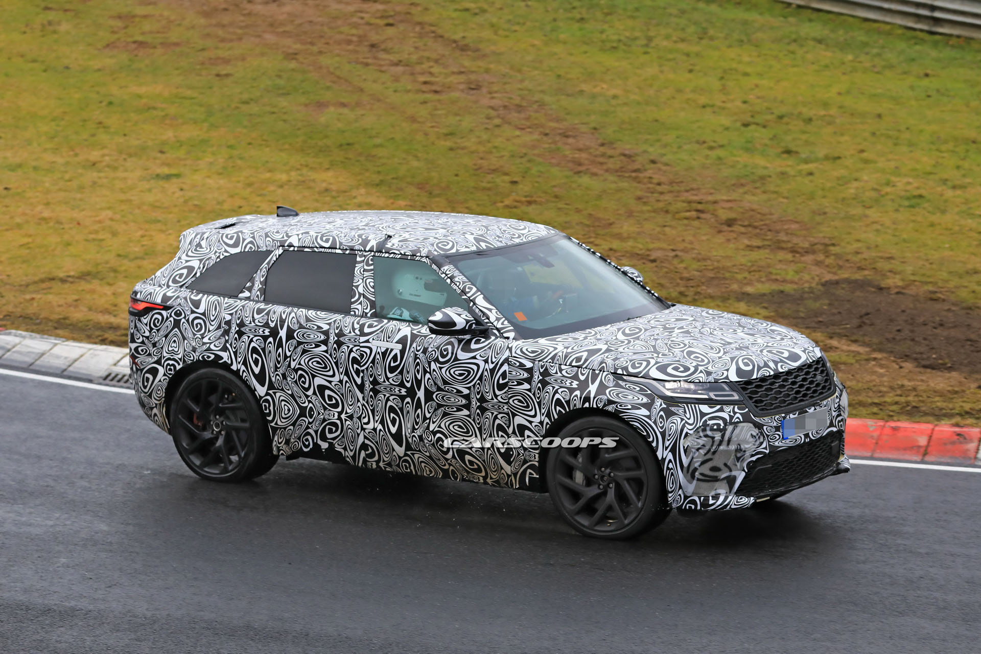 RR-Velar-SVR-17 Hot Range Rover Velar SVR Almost Ready To Challenge Mercedes-AMG GLC 63