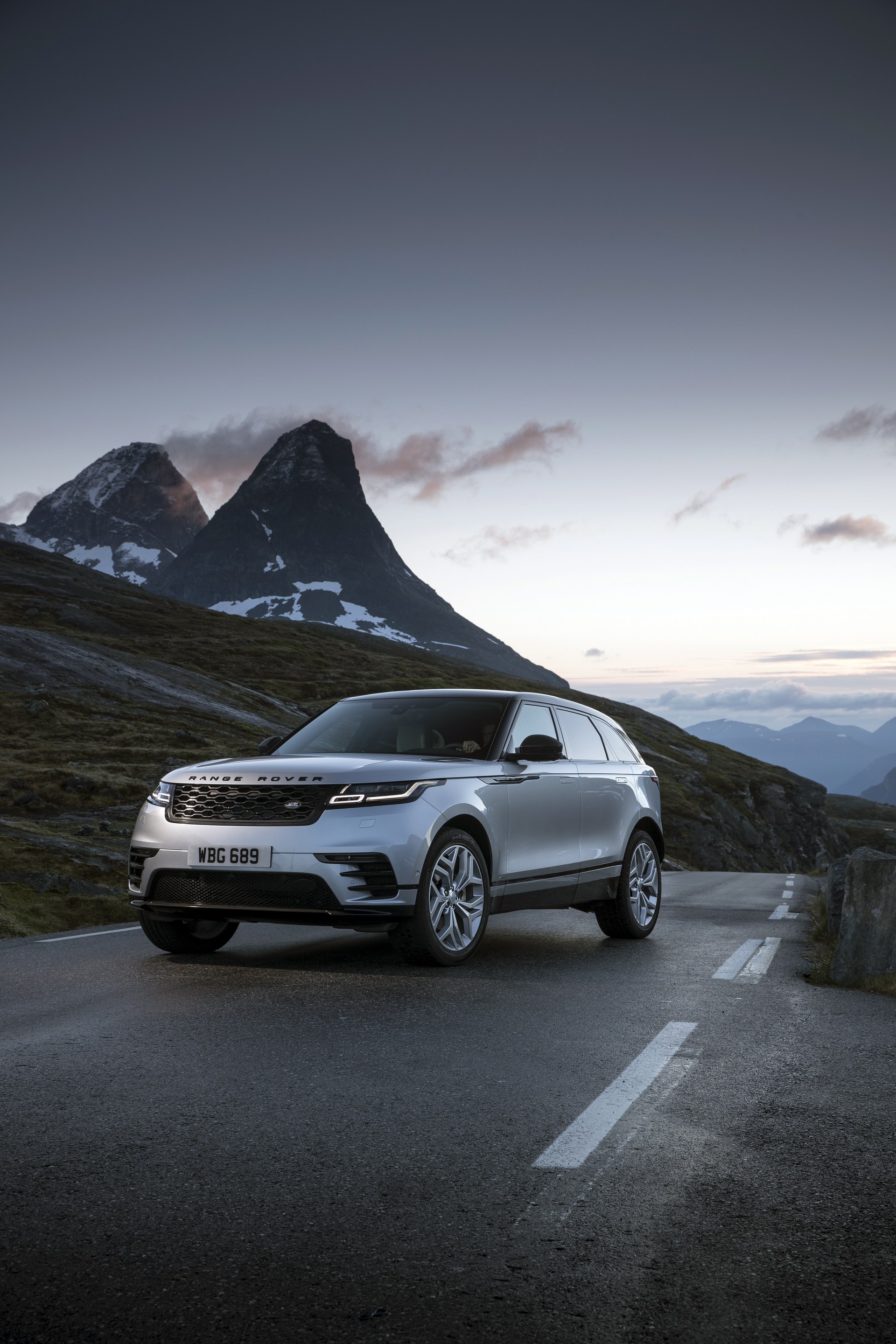Range-Rover-Velar-4 3 SUVs Battle For Title Of 2018 World Car Of The Year – w/Poll