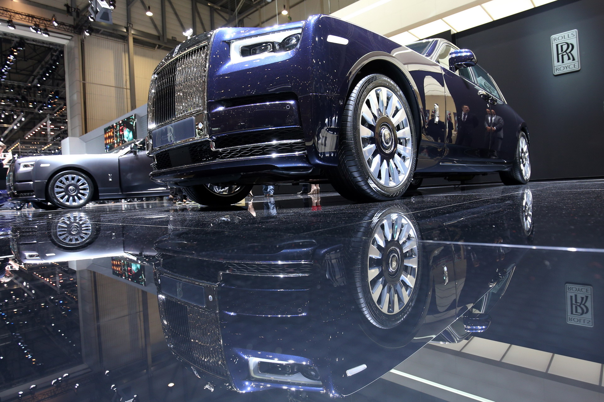 Rolls-Royce-Dawn-Phantom-6 Rolls-Royce Dawn Showcased With New Cowling Alongside Bespoke Phantoms In Geneva