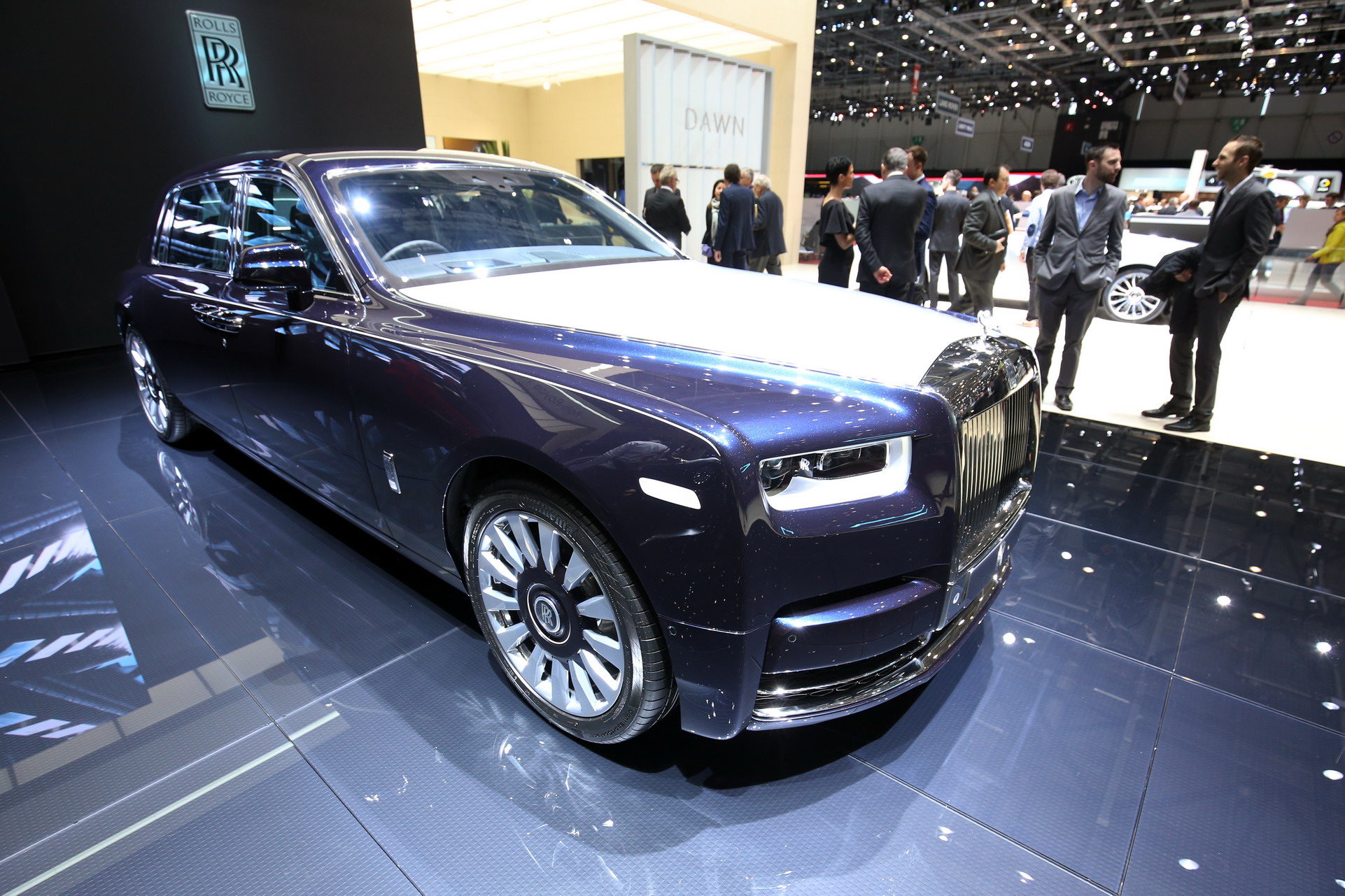 Rolls-Royce-Dawn-Phantom-7 Rolls-Royce Dawn Showcased With New Cowling Alongside Bespoke Phantoms In Geneva