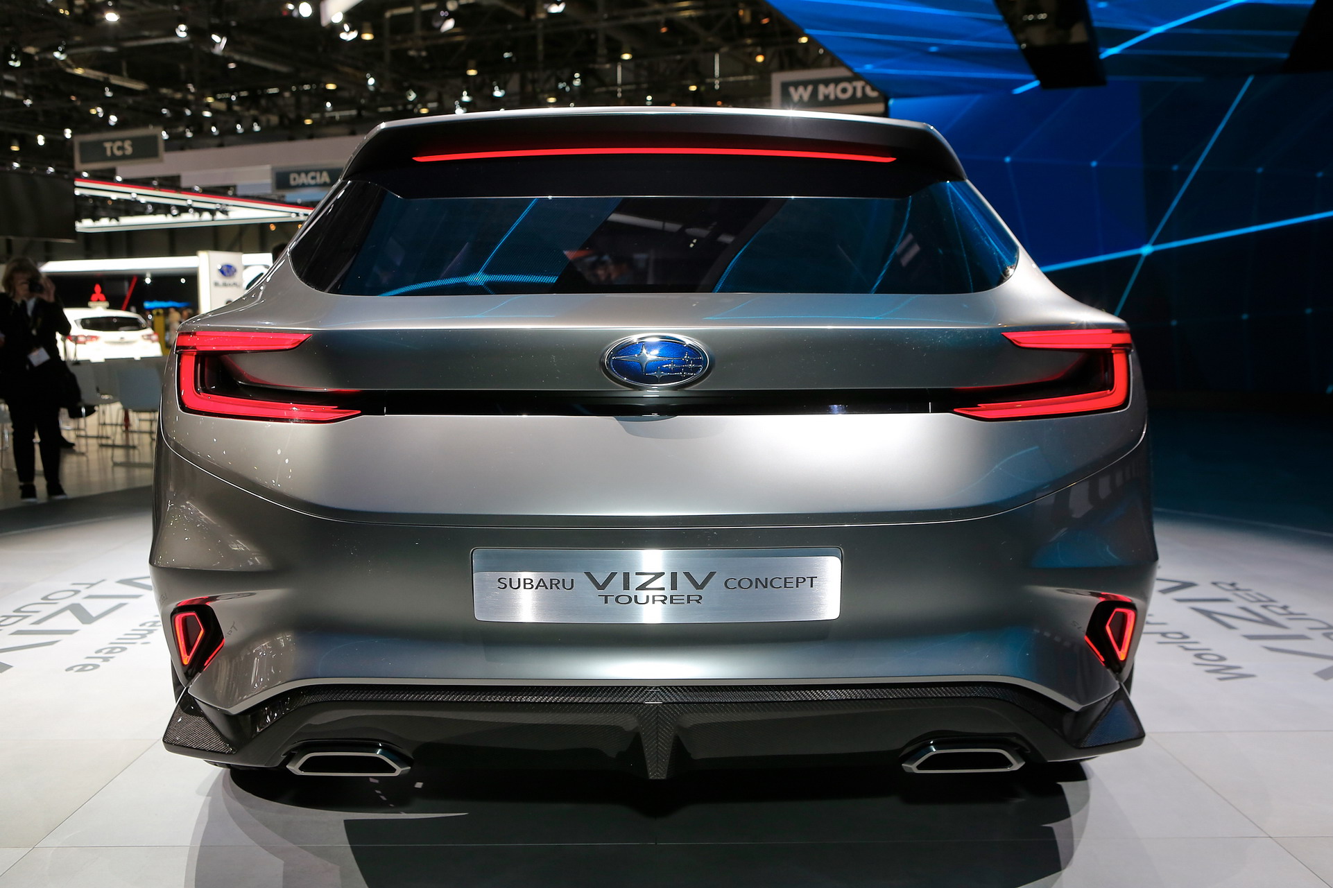 Subaru-Viziv-Wagon-6 Subaru VIZIV Tourer Concept Wants To Make Wagons Cool Again