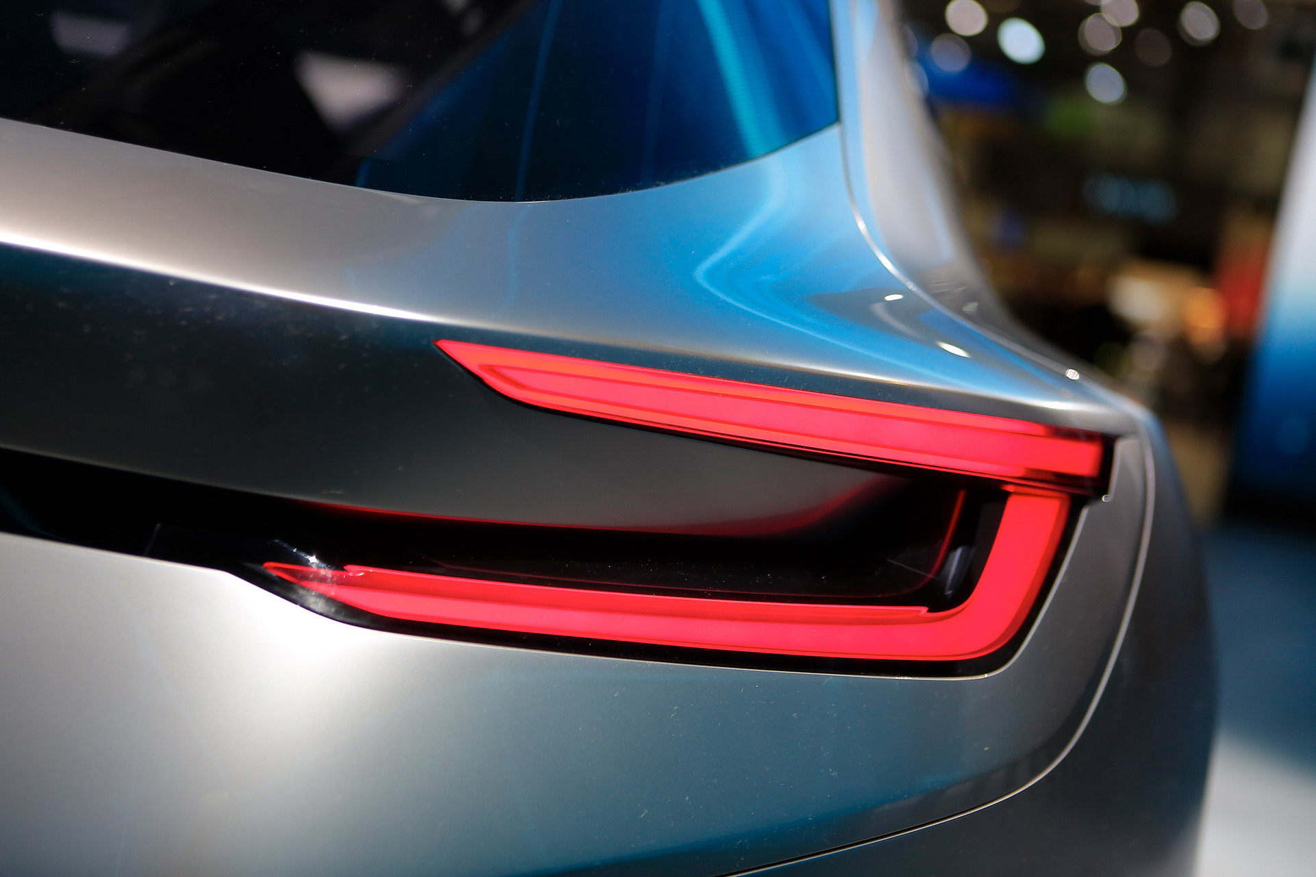 Subaru-Viziv-Wagon-7 Subaru VIZIV Tourer Concept Wants To Make Wagons Cool Again