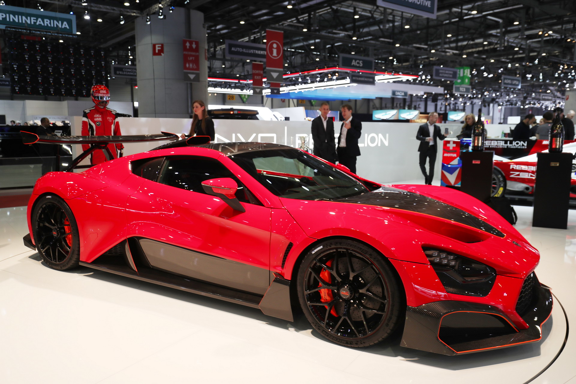TSR-S-Zenvo-7 1,177HP Zenvo TSR-S Is Truly A Street-Legal Racing Hypercar