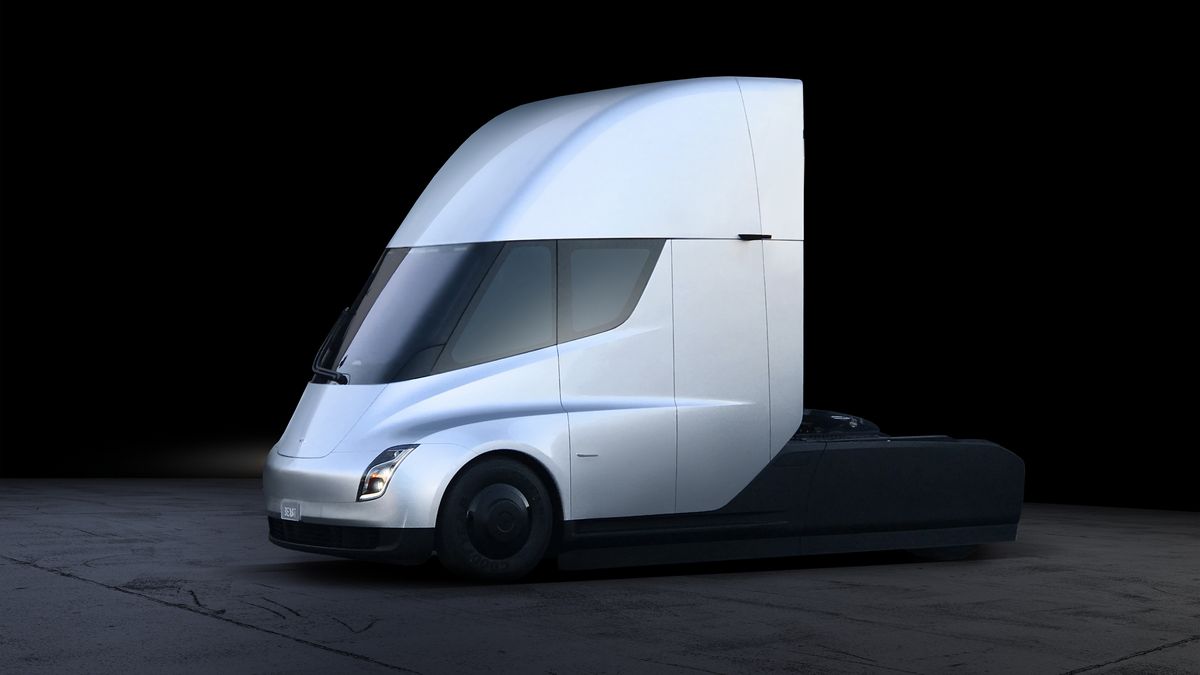 Tesla-Semi-3 FedEx-Branded Tesla Semis Coming To A Road Near You