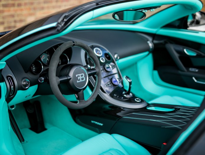 Tiffany-Blue-Bugatti-Veyron-Vitesse-13 Good Luck Sleeping After Seeing This Tiffany Blue Bugatti Veyron Vitesse