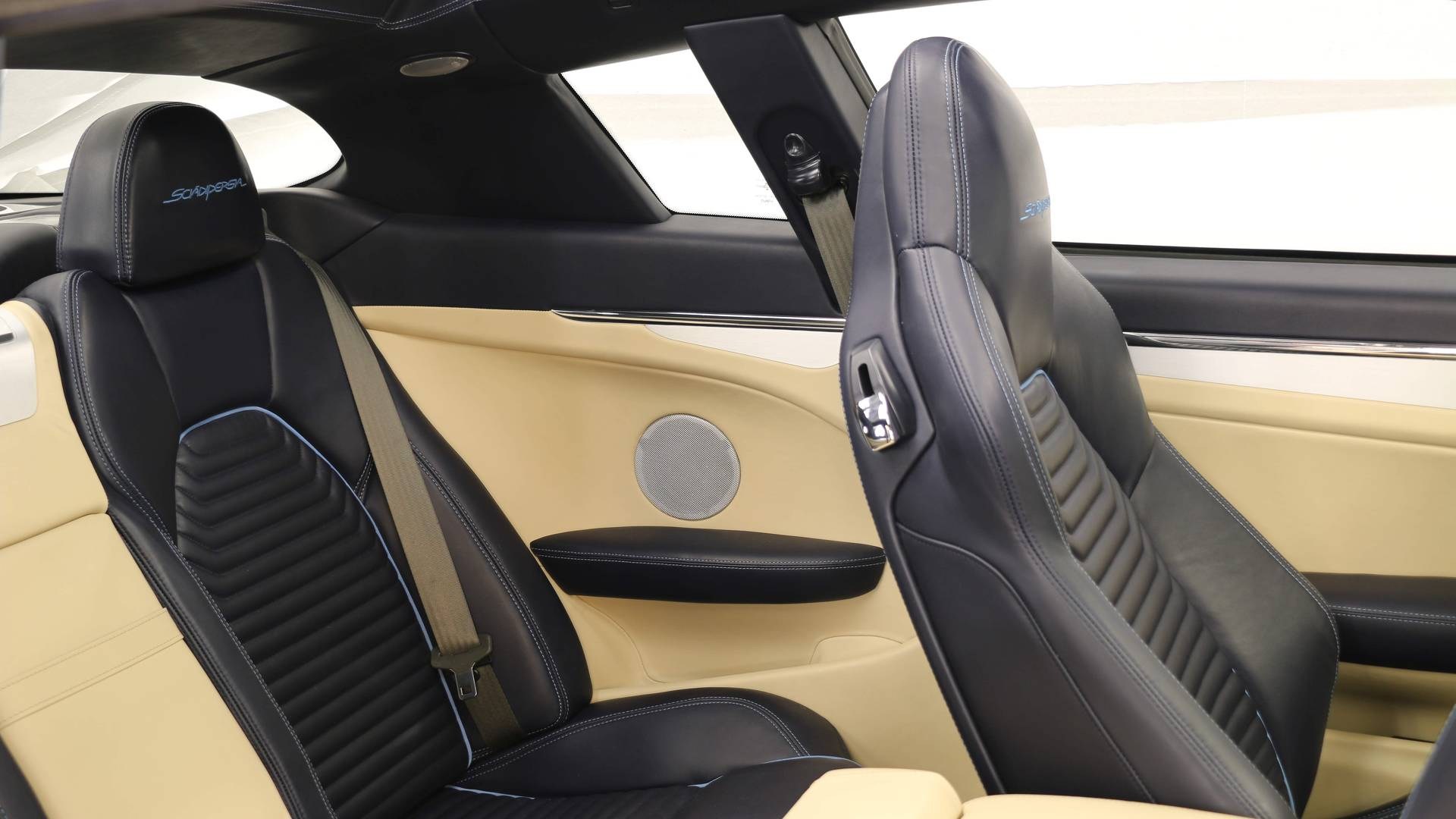 Touring-Superleggera-Sciadipersia-15 Carrozzeria Touring Superleggera Sciadipersia Is A Maserati GranTurismo In A Bespoke Suit