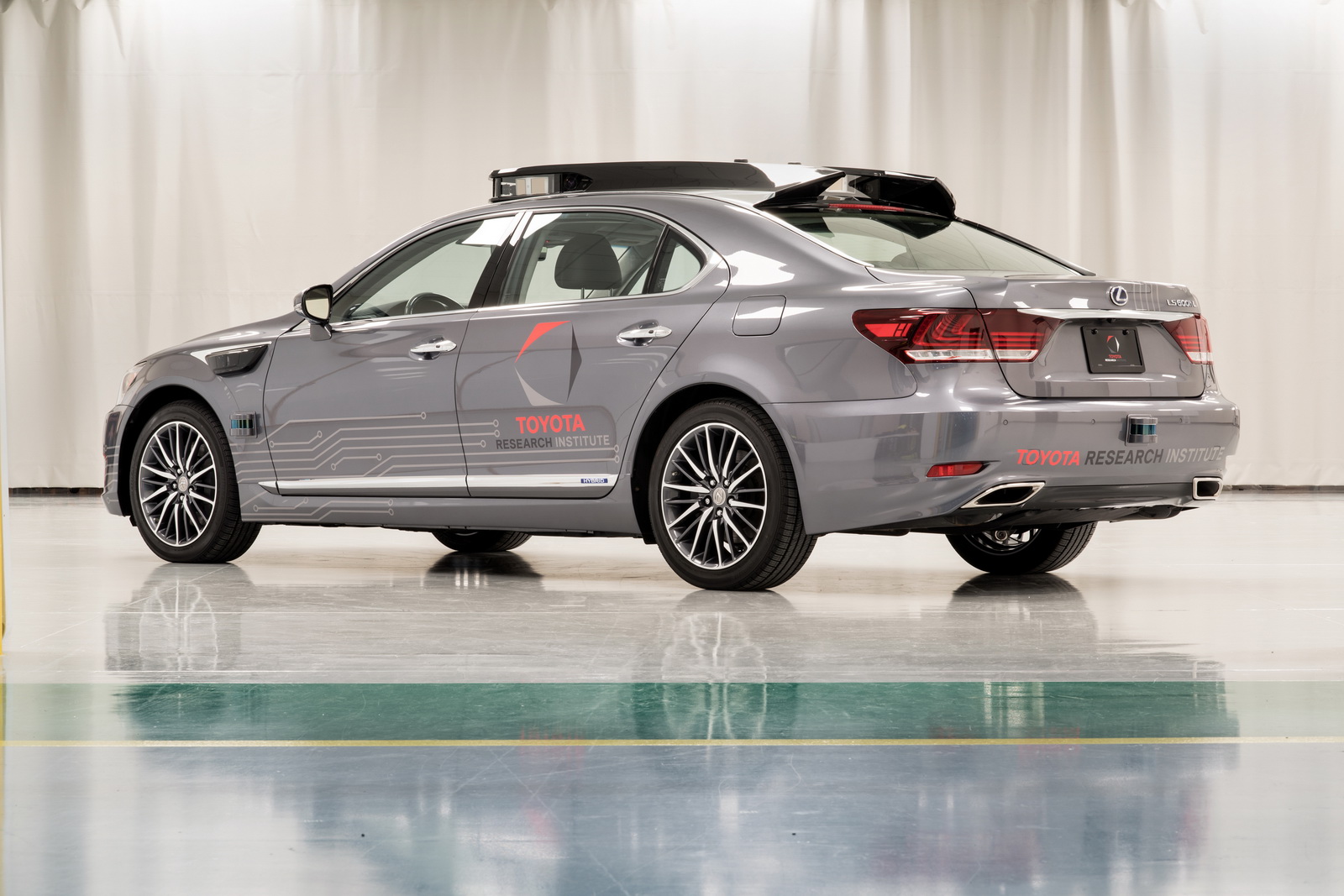 Toyota-Autonomous-Tests-Uber-Crash-2 Toyota Halts Self-Driving Tests Following Uber Incident