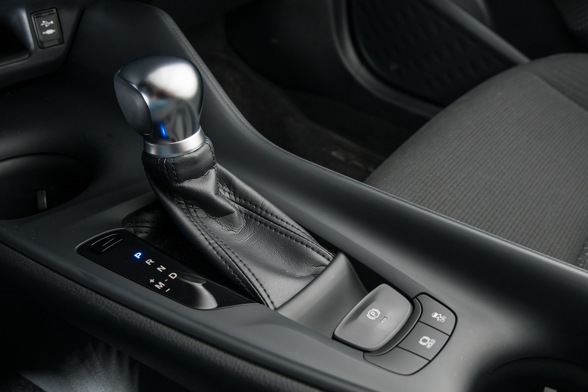 Toyota-CHR-08 Toyota Is Selling Fewer C-HRs In The US Than Originally Expected