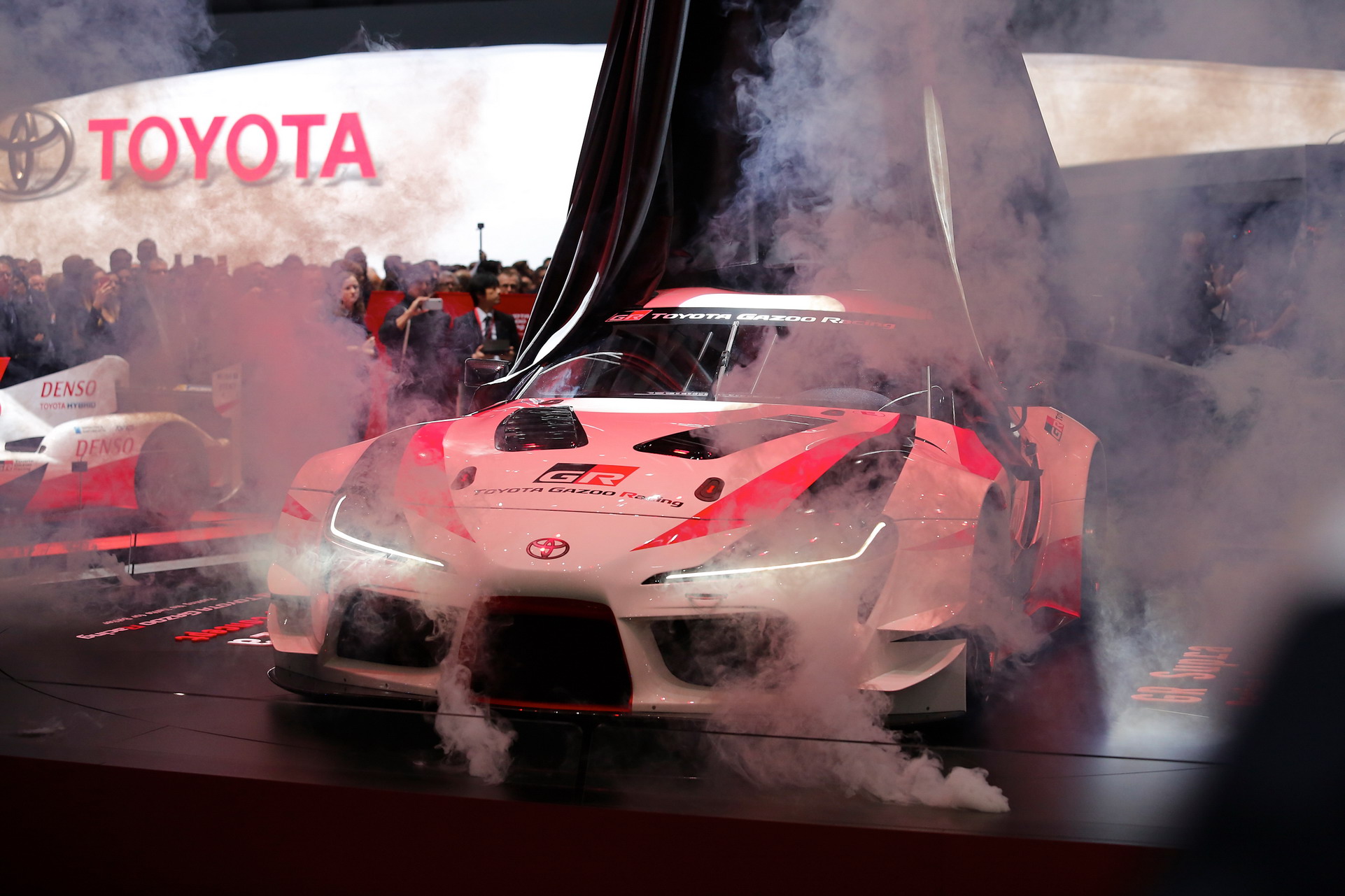 Toyota Supra Won't Get Manual 2018 Geneva Motor Show A-Z Debut Guide Roundup