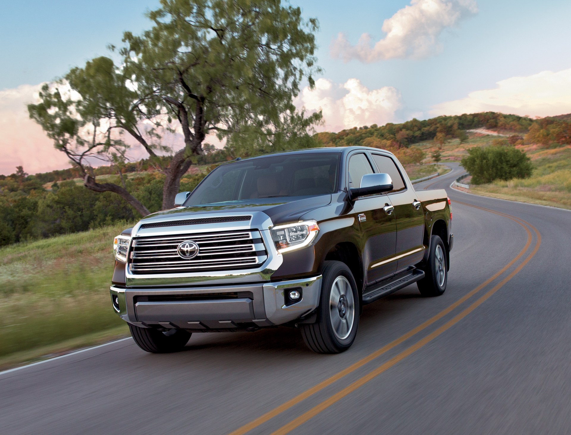 Toyota-Tundra-1 Toyota’s Next TNGA Platform Will Be Used On A Pickup
