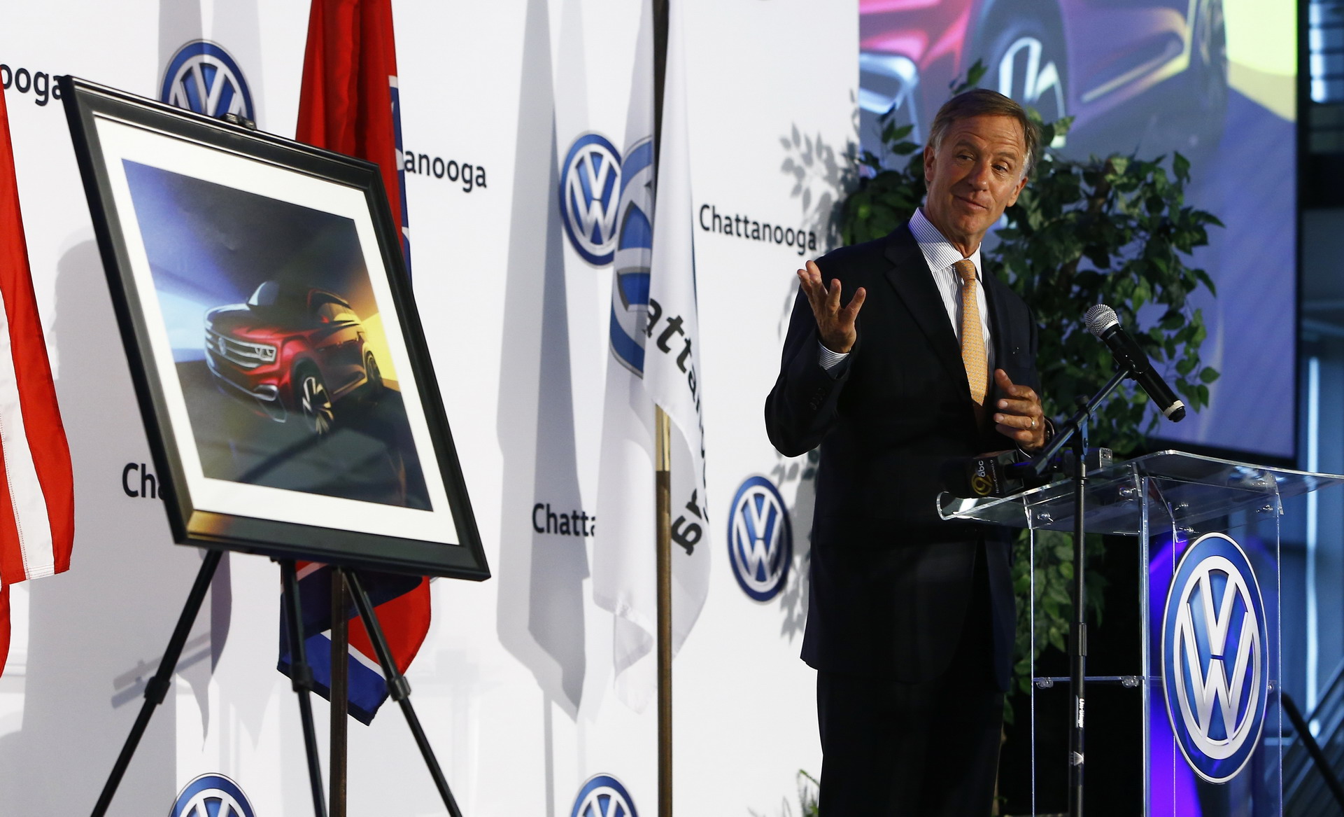 VW-Atlas-Coupe-1 VW Confirms New Atlas 5-Seater Derivative Will Have A Coupe-Like Roofline