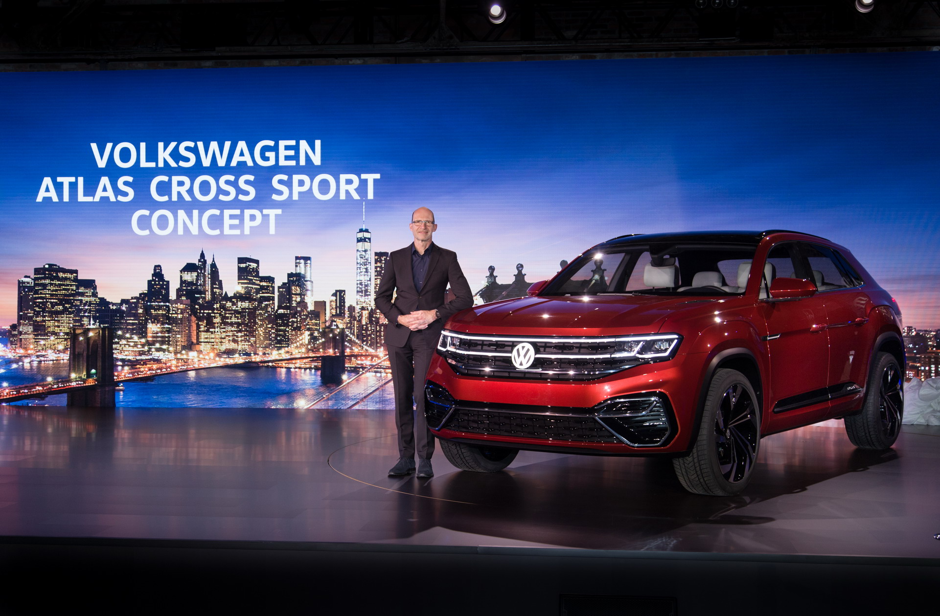 VW-Atlas-Sports-Coupe-10 VW Atlas Cross Sport Concept Is The People’s BMW X6