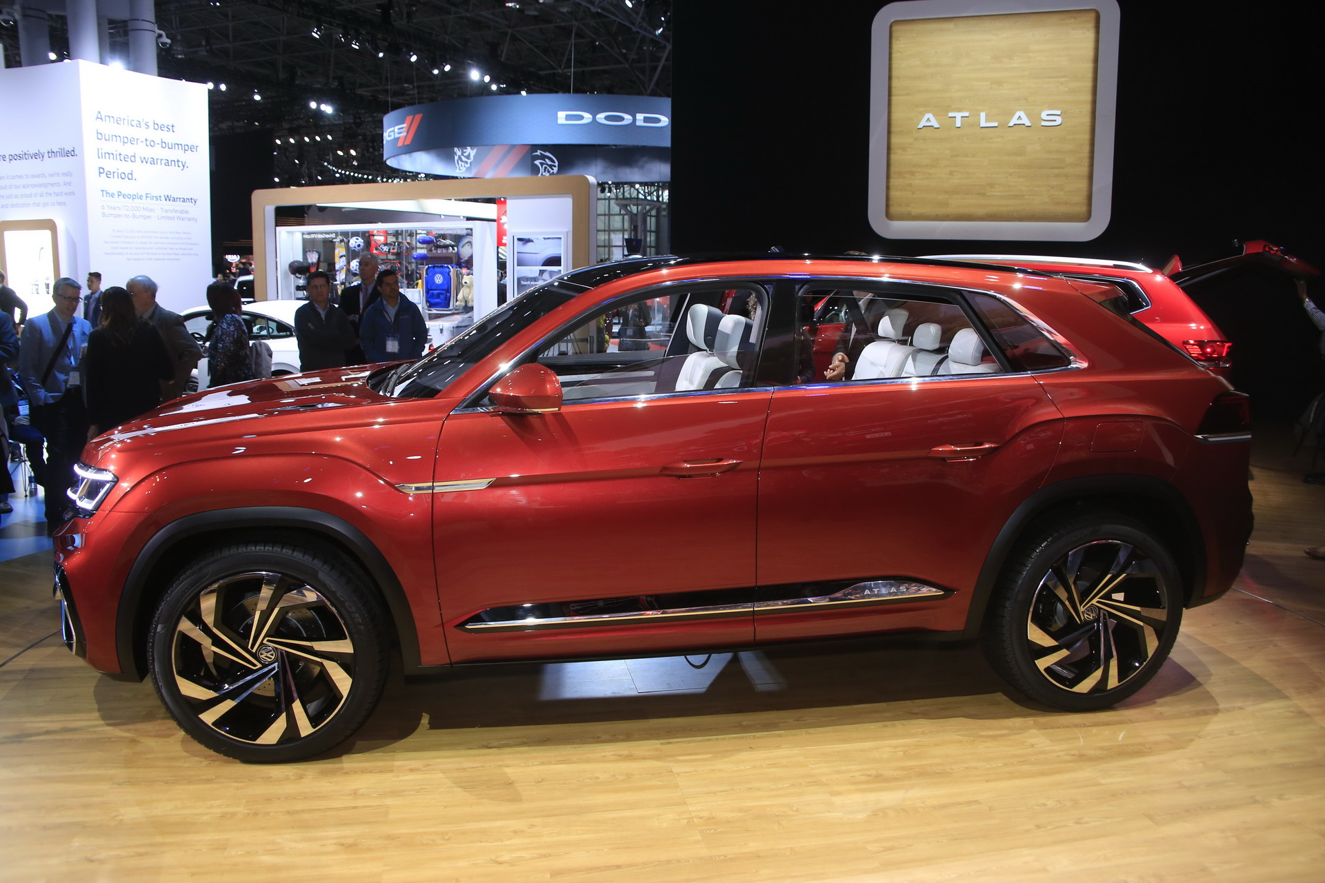 VW-Atlas-Sports-Coupe-3 VW Atlas Cross Sport Concept Is The People’s BMW X6