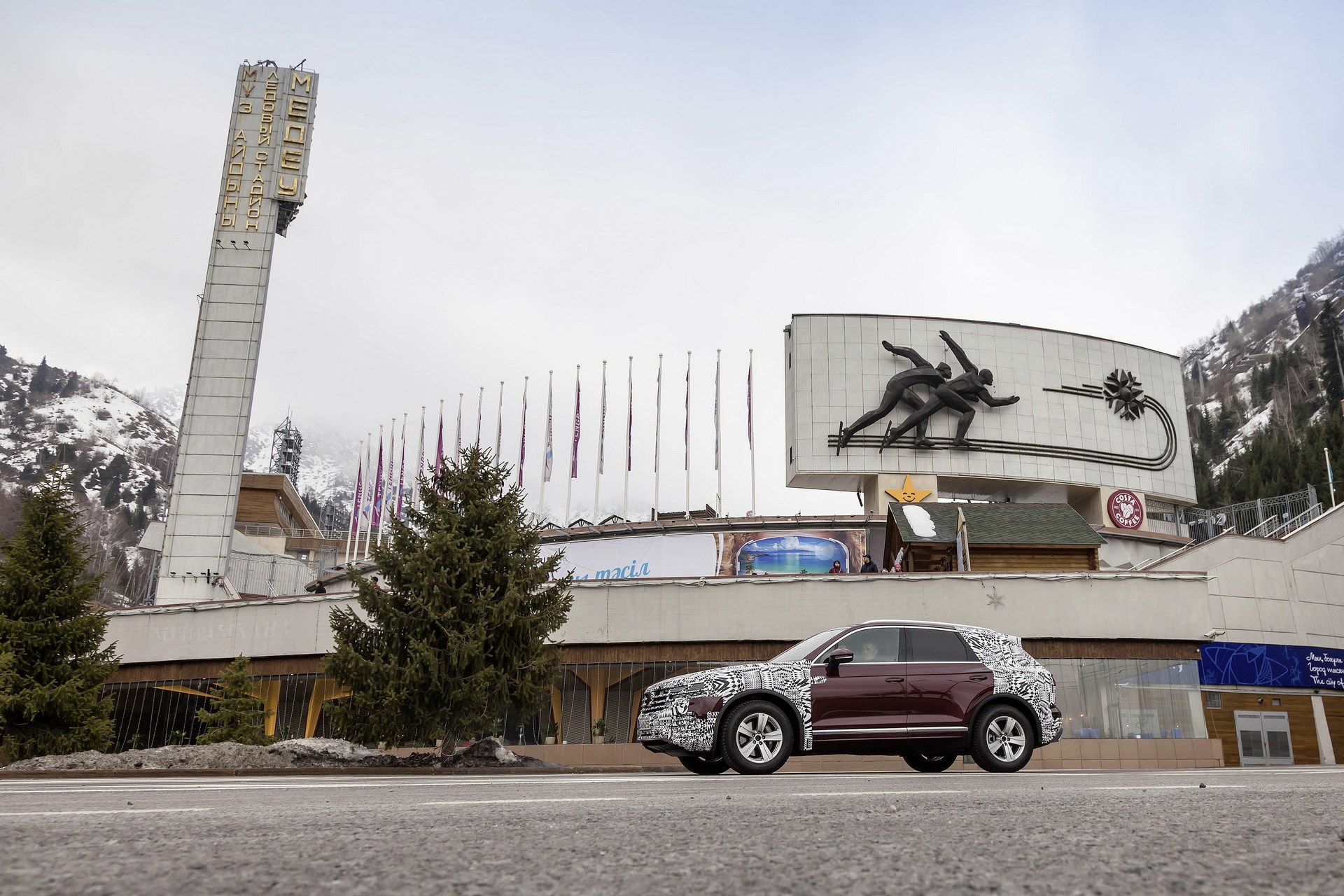 VW-Touareg-14 VW Design Boss Says The Touareg’s Interior Is A “Total Revolution”