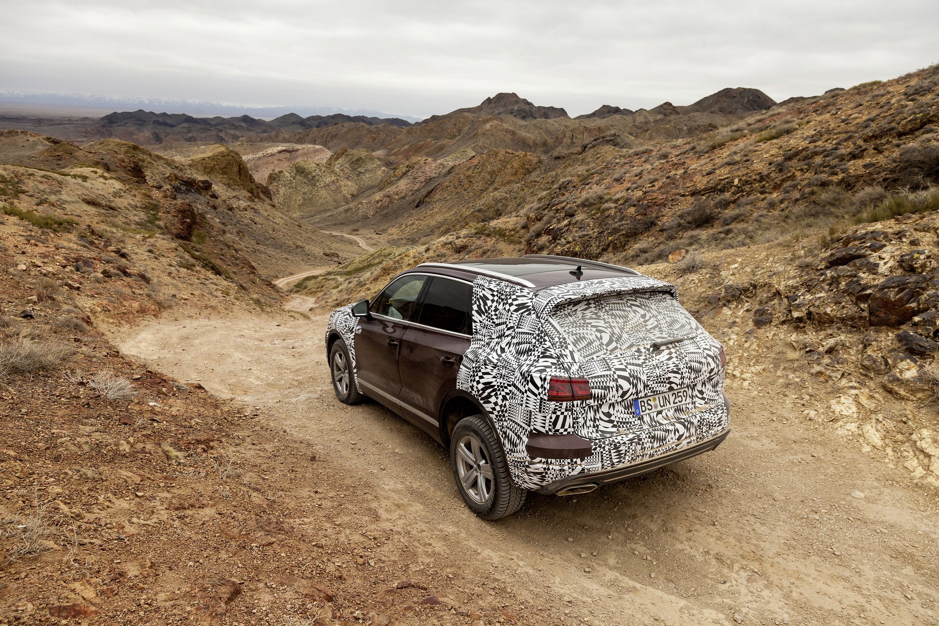 VW-Touareg-19 VW Design Boss Says The Touareg’s Interior Is A “Total Revolution”