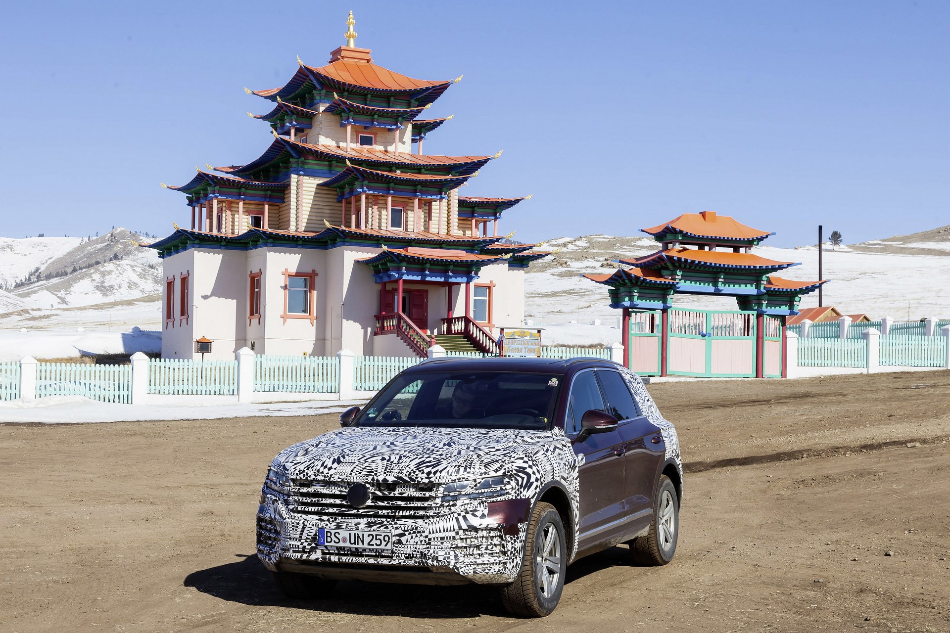 VW-Touareg-29 VW Design Boss Says The Touareg’s Interior Is A “Total Revolution”