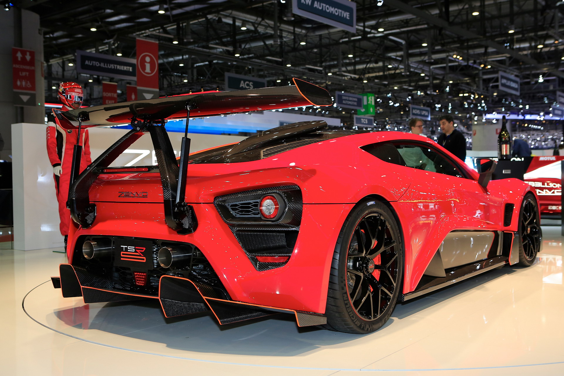 Zenvo-TSR-S-07 1,177HP Zenvo TSR-S Is Truly A Street-Legal Racing Hypercar