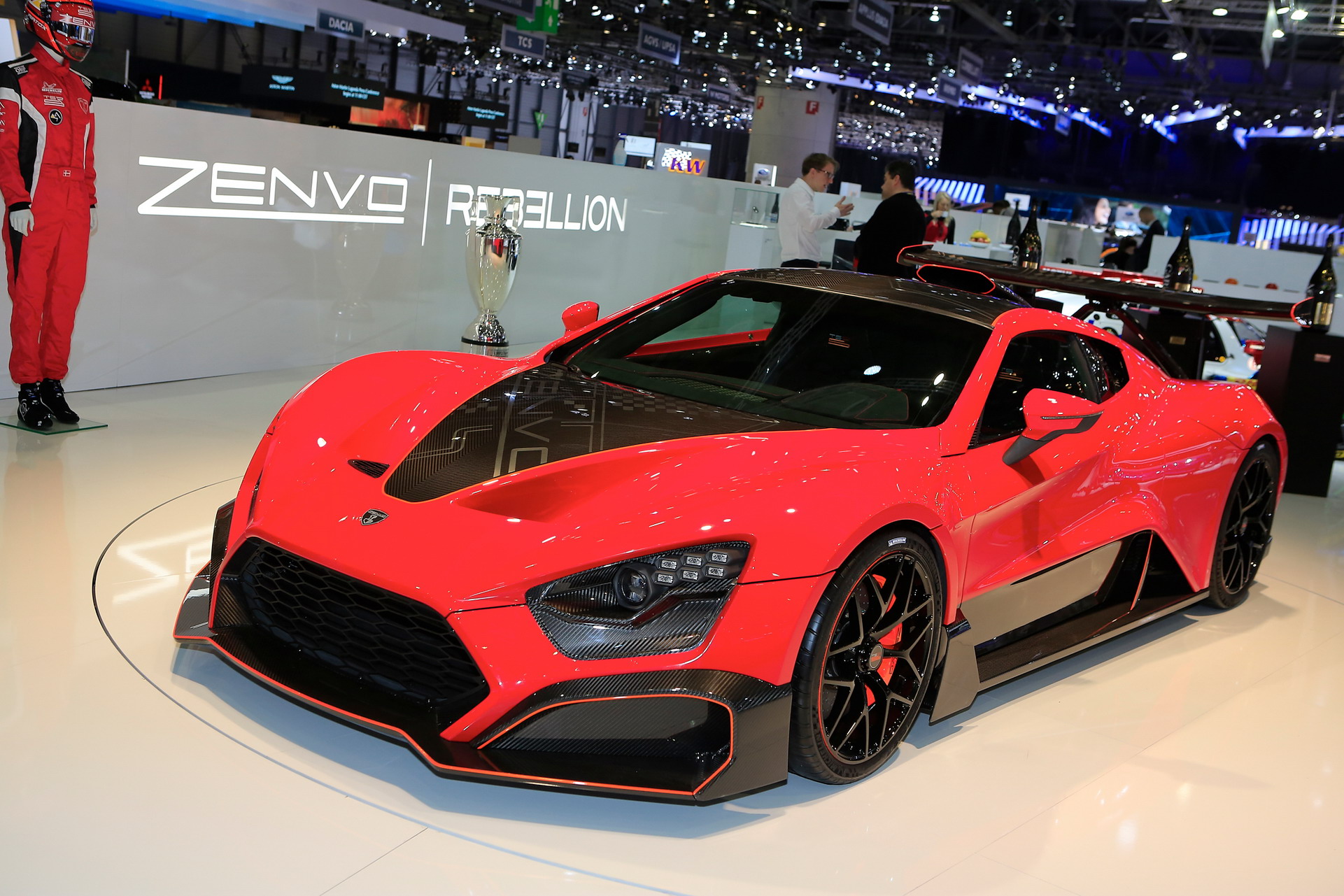 Zenvo-TSR-S-10 1,177HP Zenvo TSR-S Is Truly A Street-Legal Racing Hypercar