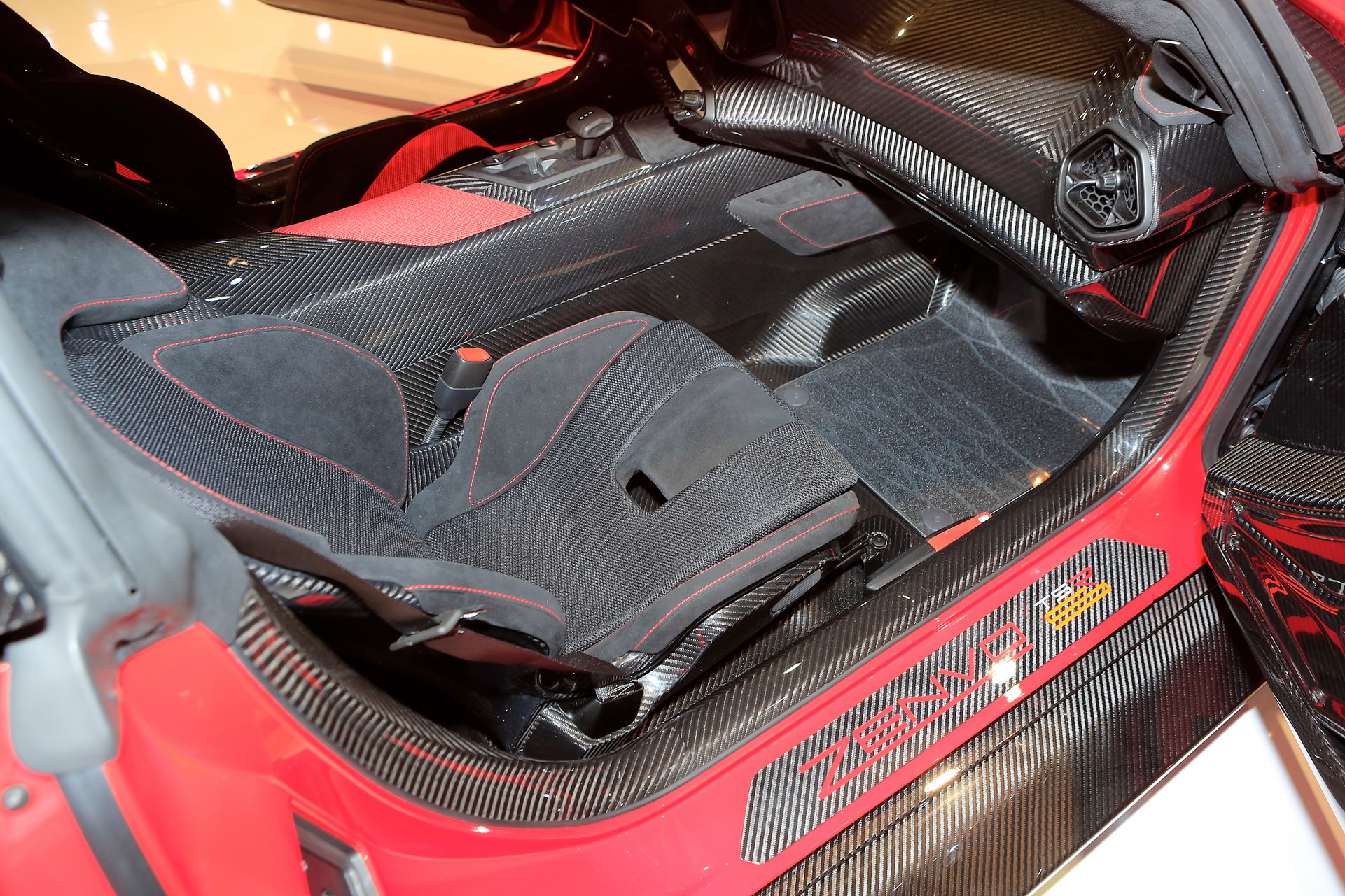 Zenvo-TSR-S-15 1,177HP Zenvo TSR-S Is Truly A Street-Legal Racing Hypercar