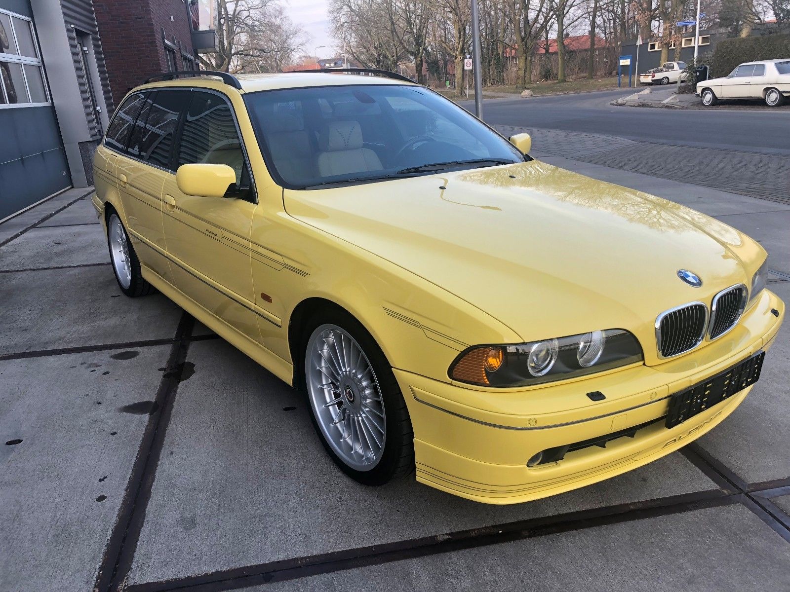 alpina-b10-v8s-touring-yellow-ebay-4 2003 Alpina B10 V8S Touring Is Your Dakar Yellow Unicorn