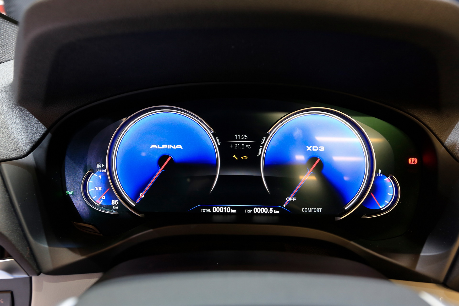 alpina-xd3-geneva-livepics-3 Alpina’s 338HP XD3 SUV Should Make Any School Run A Blast