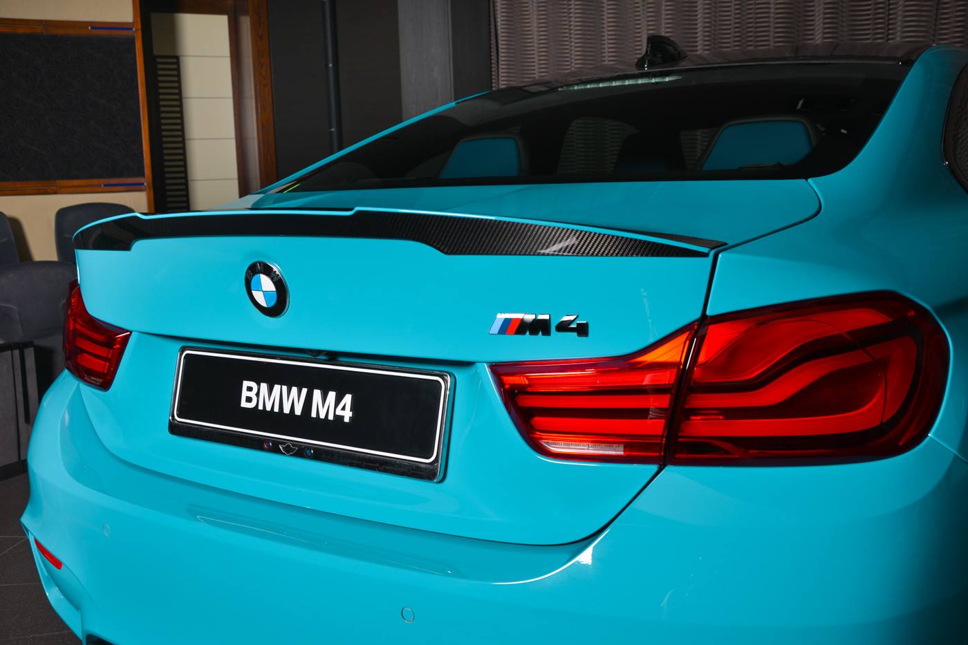 bmw-m4-abu-dhabi-miami-blue-18 Miami Blue BMW M4 Coupe Would Make Dade County Proud
