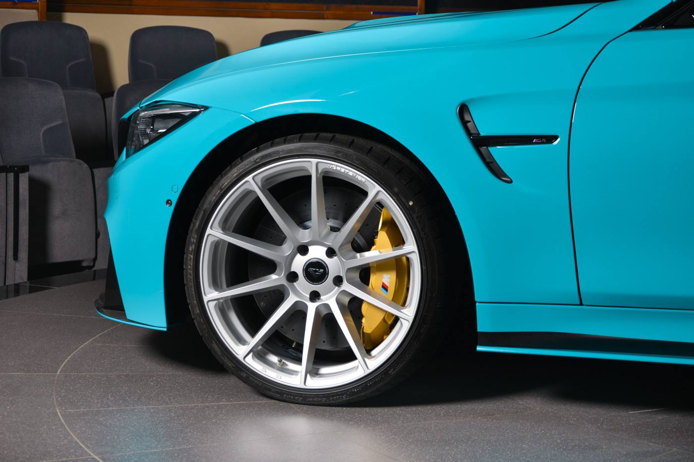 bmw-m4-abu-dhabi-miami-blue-6 Miami Blue BMW M4 Coupe Would Make Dade County Proud