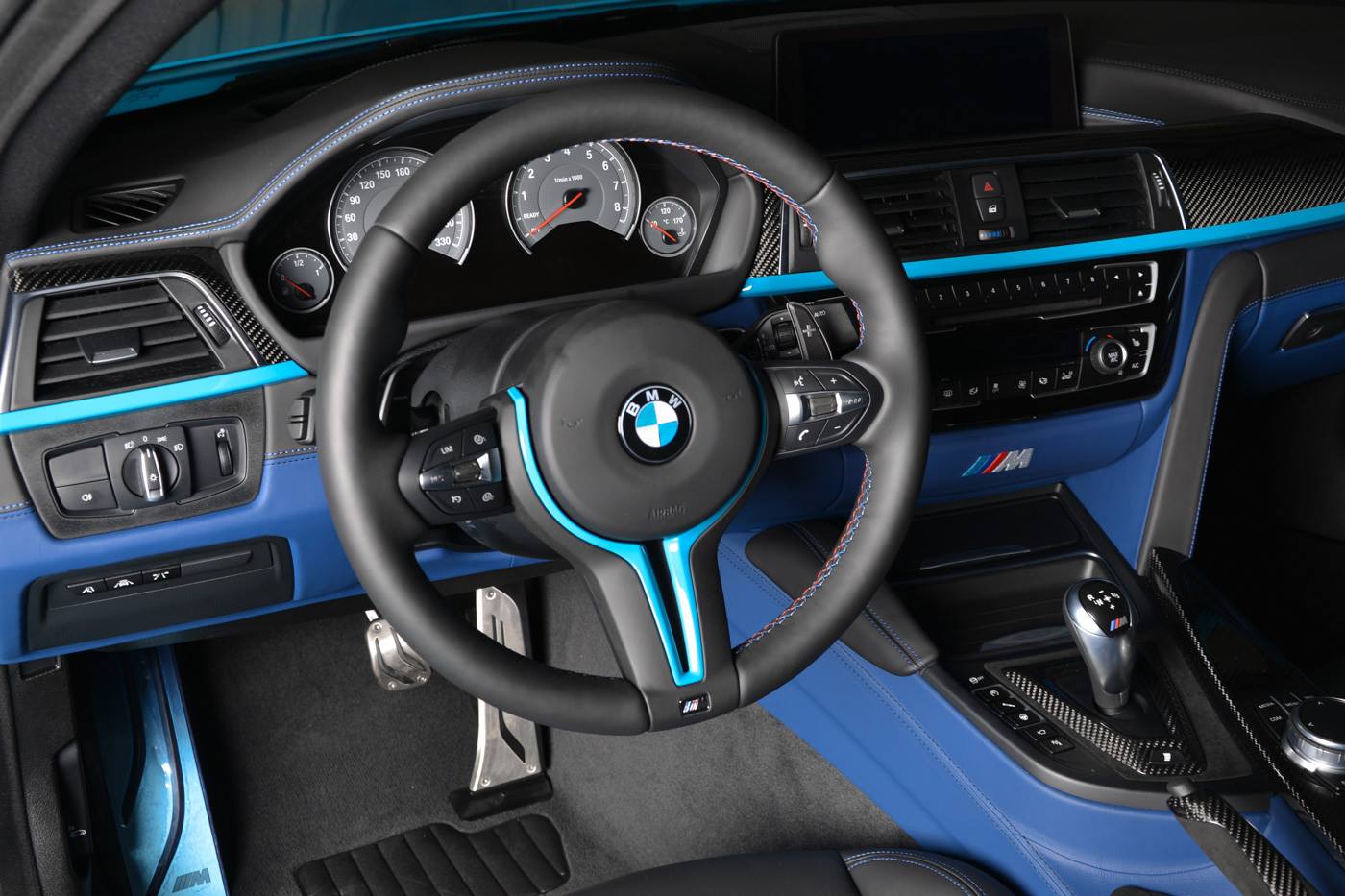 bmw-m4-abu-dhabi-miami-blue-9 Miami Blue BMW M4 Coupe Would Make Dade County Proud