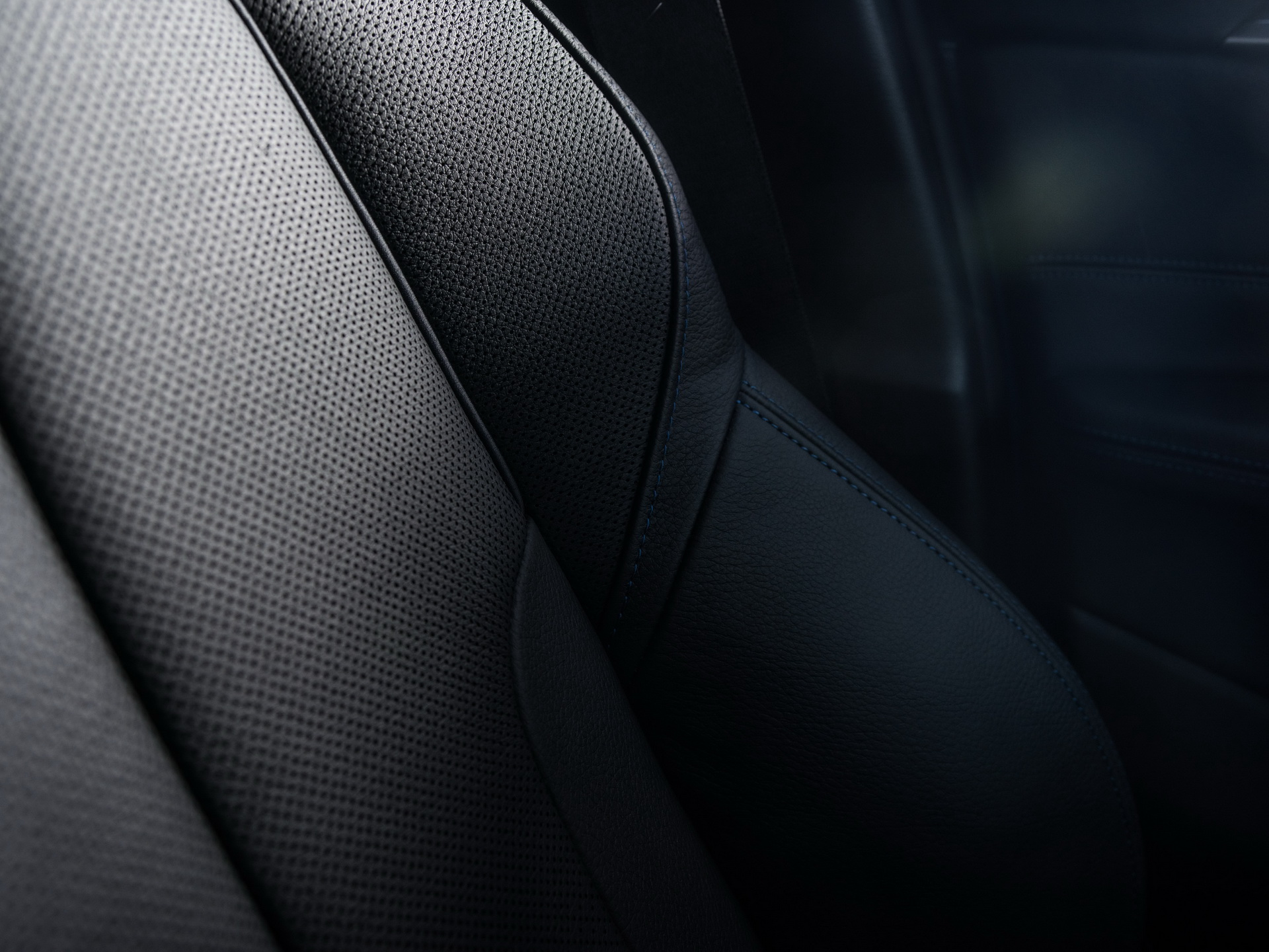 bmw-x2-uk-prices-specs-13 2018 BMW X2 Priced From £33,980 In The UK, Already Available For Order