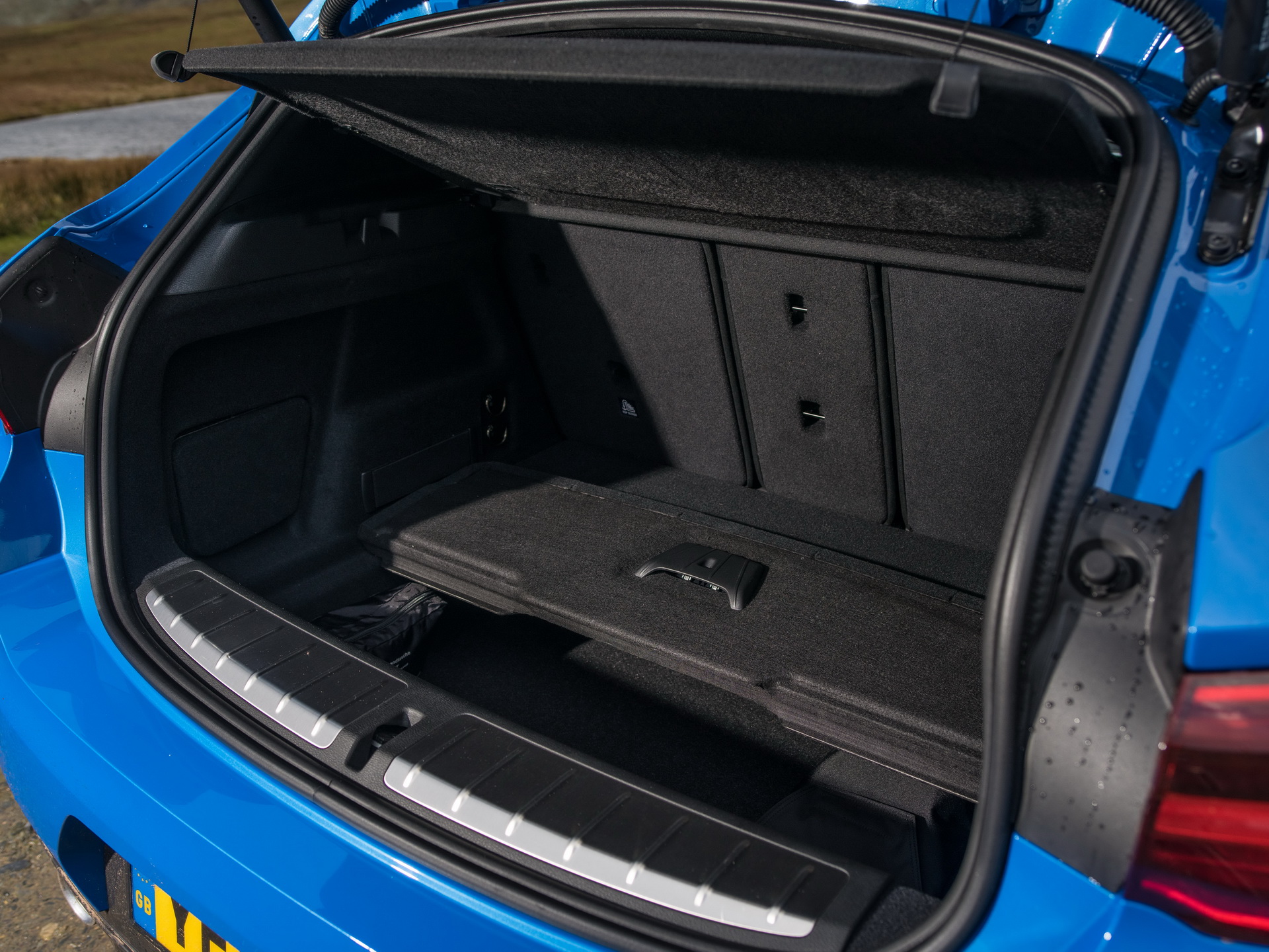 bmw-x2-uk-prices-specs-18 2018 BMW X2 Priced From £33,980 In The UK, Already Available For Order