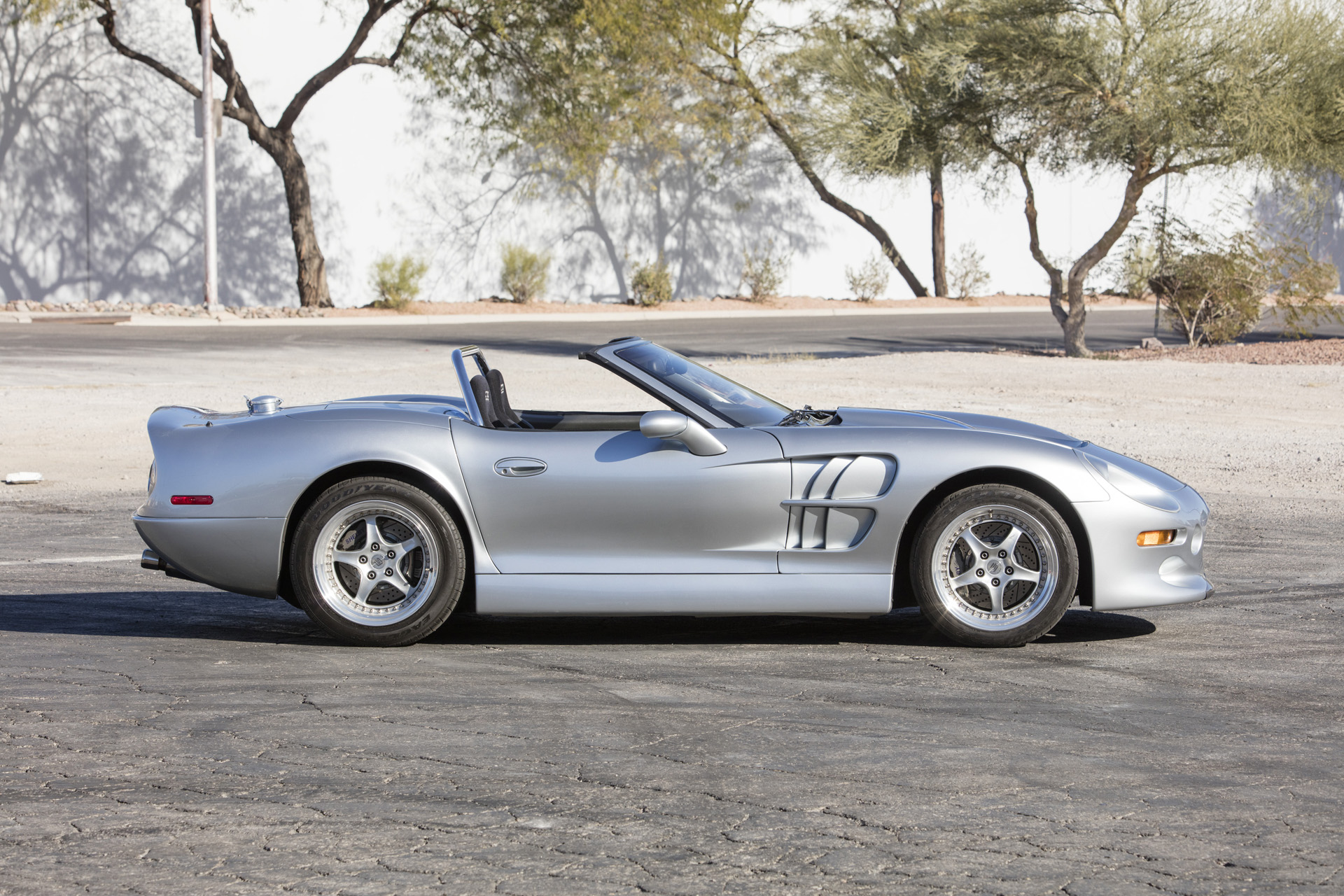 bonhams-shelby-greenwich-auction-03 Two Dozen Of Carroll Shelby’s Own Cars Coming Up For Auction