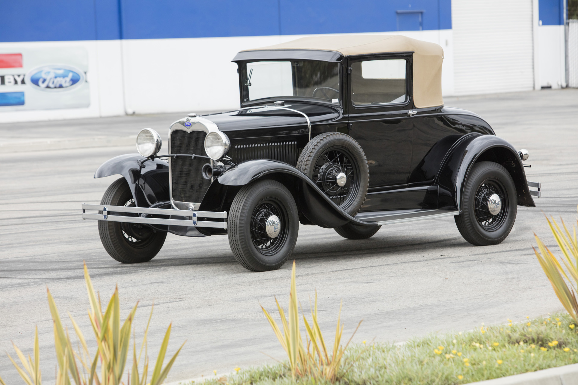bonhams-shelby-greenwich-auction-17 Two Dozen Of Carroll Shelby’s Own Cars Coming Up For Auction