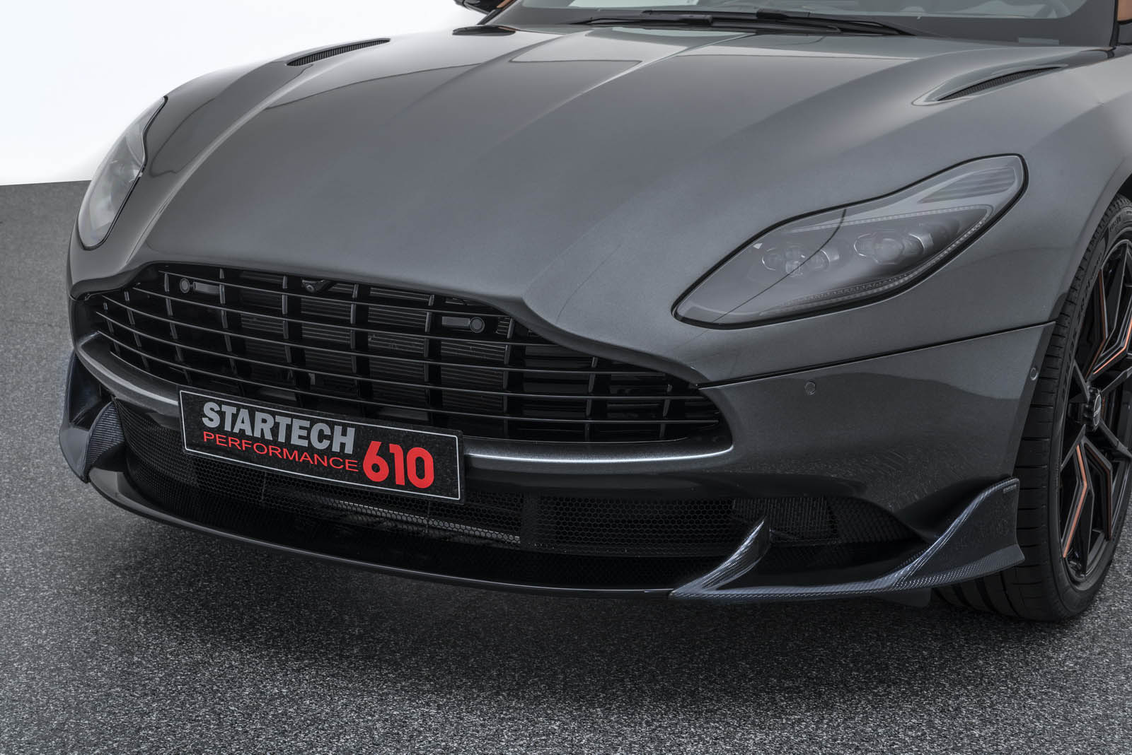 brabus-startech-aston-martin-db11-sp610-11 Brabus Boosts Aston Martin DB11’s V8 Past V12 Levels