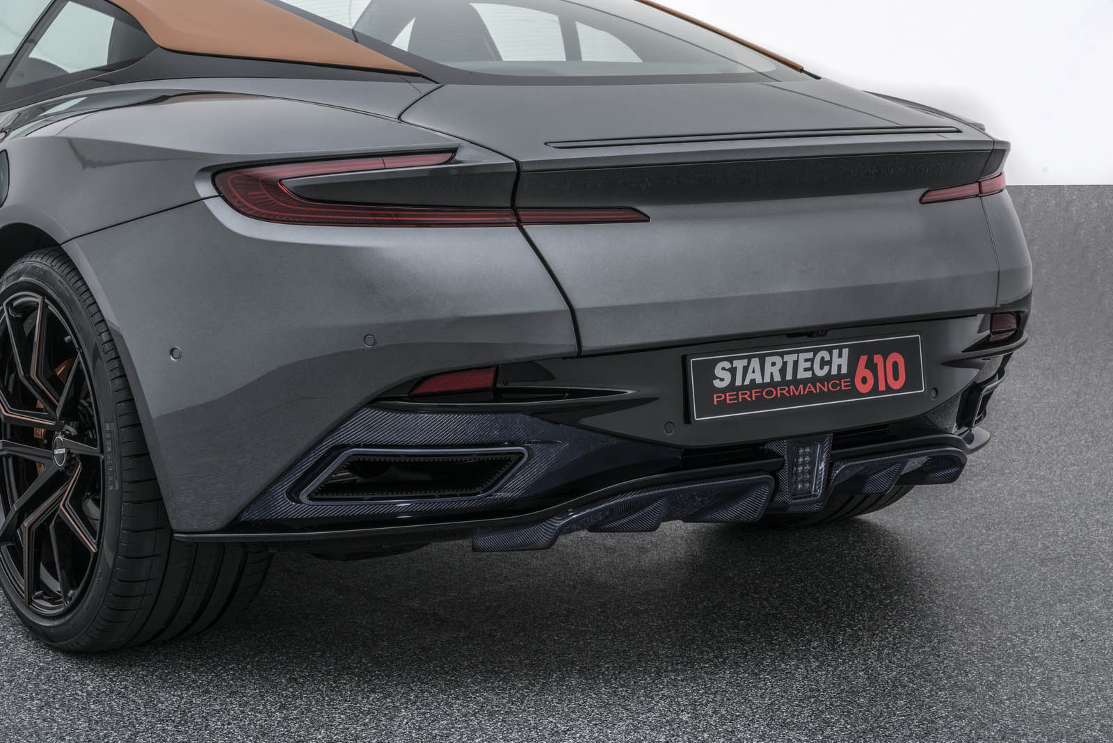 brabus-startech-aston-martin-db11-sp610-15 Brabus Boosts Aston Martin DB11’s V8 Past V12 Levels