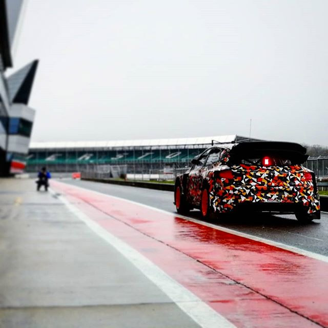 chicherit-megane2 Watch Guerlain Chicherit Rallycross His New Renault Megane RX