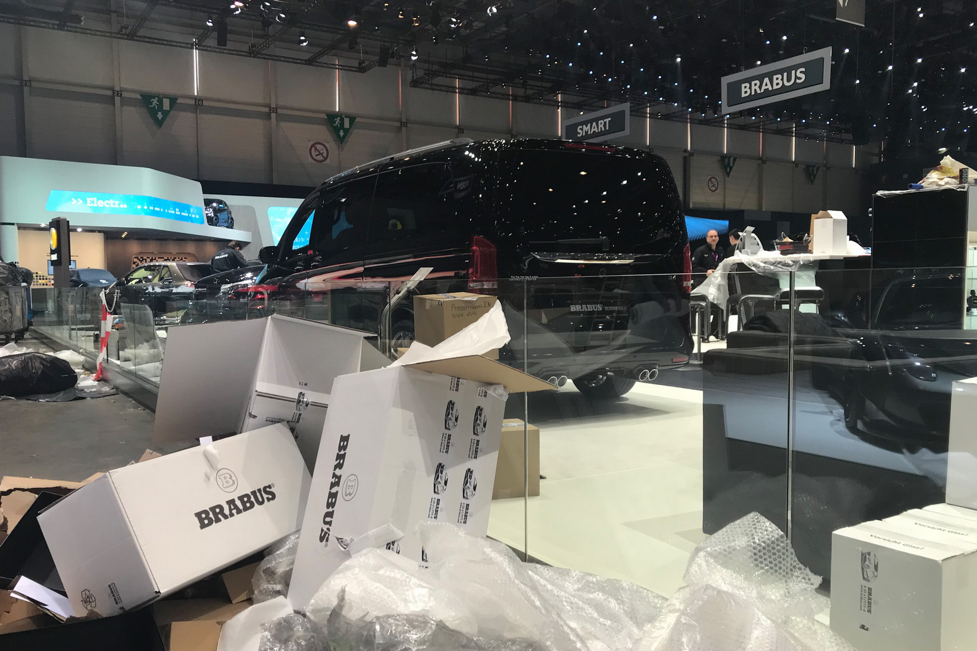 geneva-show-2018-first-pics-14 Sneak Peek From The 2018 Geneva Motor Show Floor