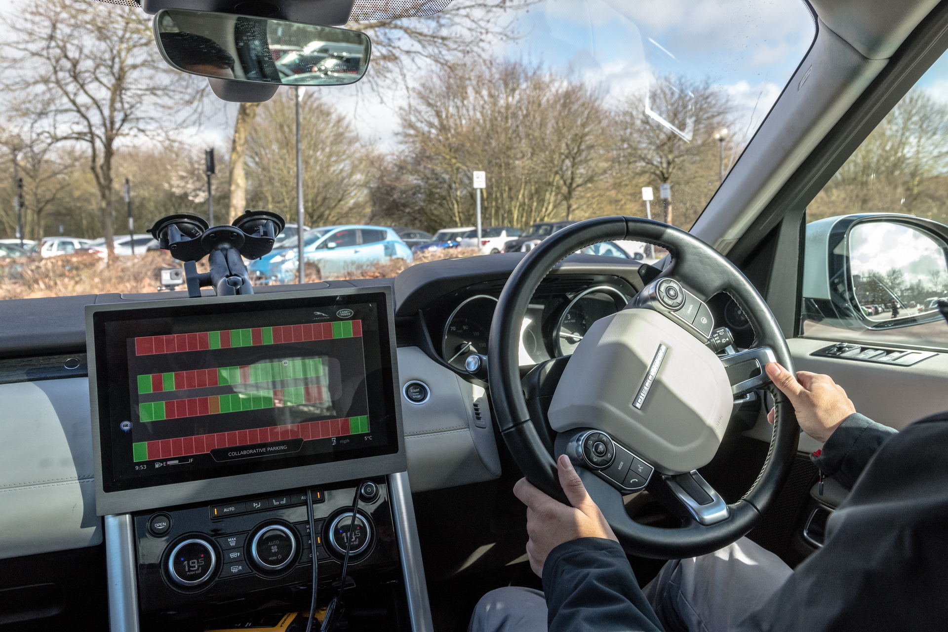 jlr-self-driving-valet-parking-3 Your Future Jaguar Or Land Rover Will Set Off To Park Itself In Even The Tightest Spaces