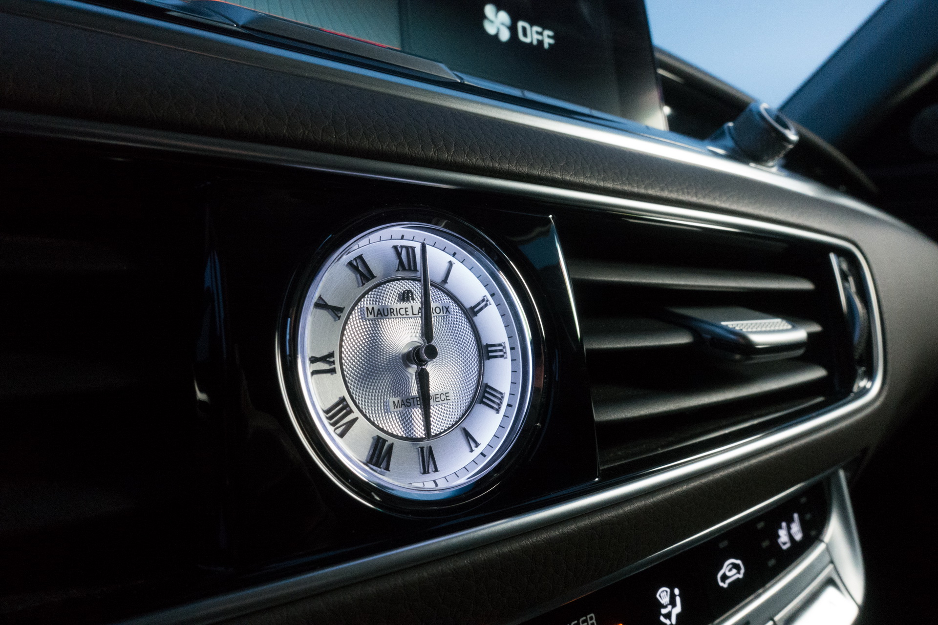 kia-k900-all-new-ny-livepics-12 Four Things You Should Know About Kia’s All-New K900