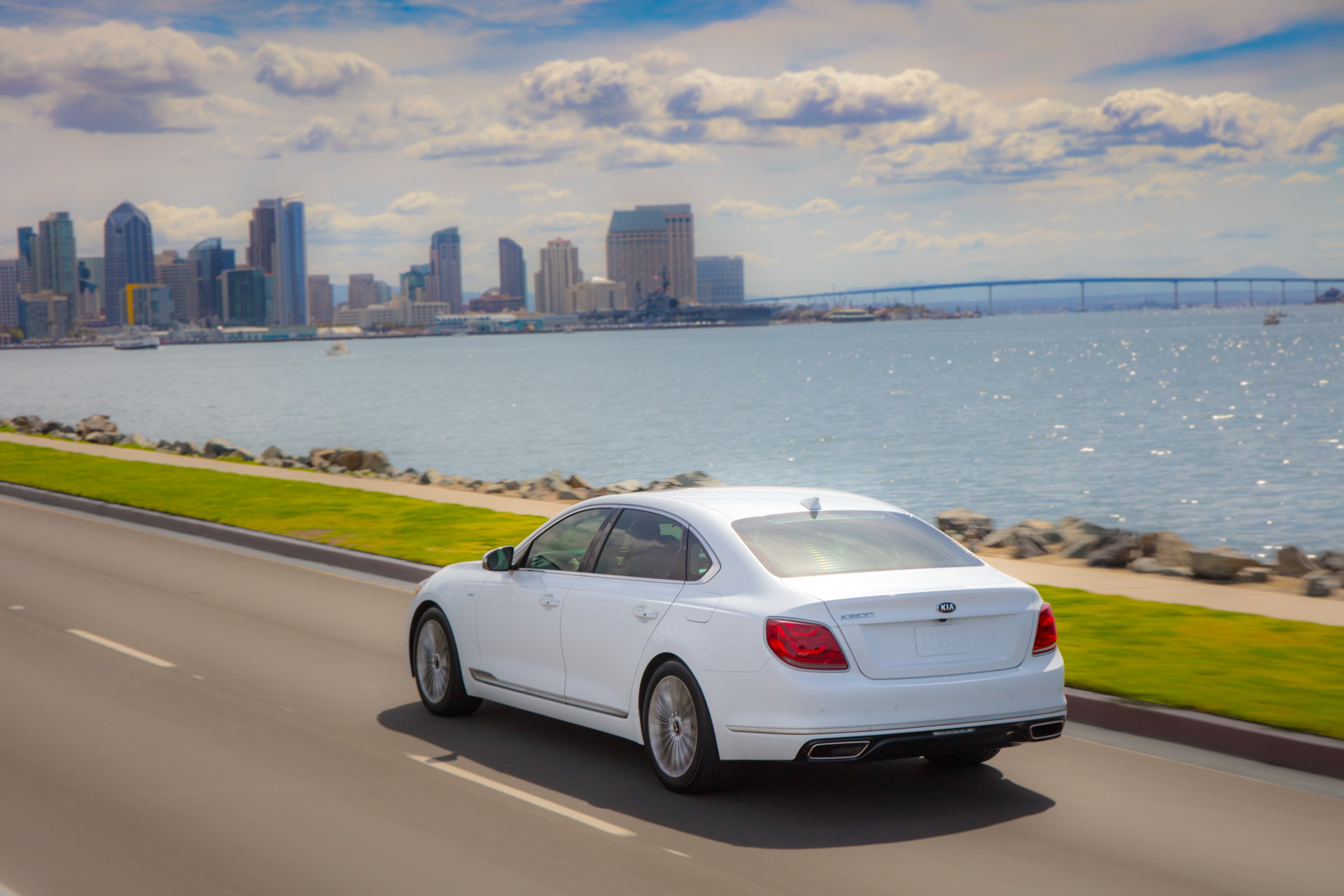 kia-k900-all-new-ny-livepics-22 Four Things You Should Know About Kia’s All-New K900