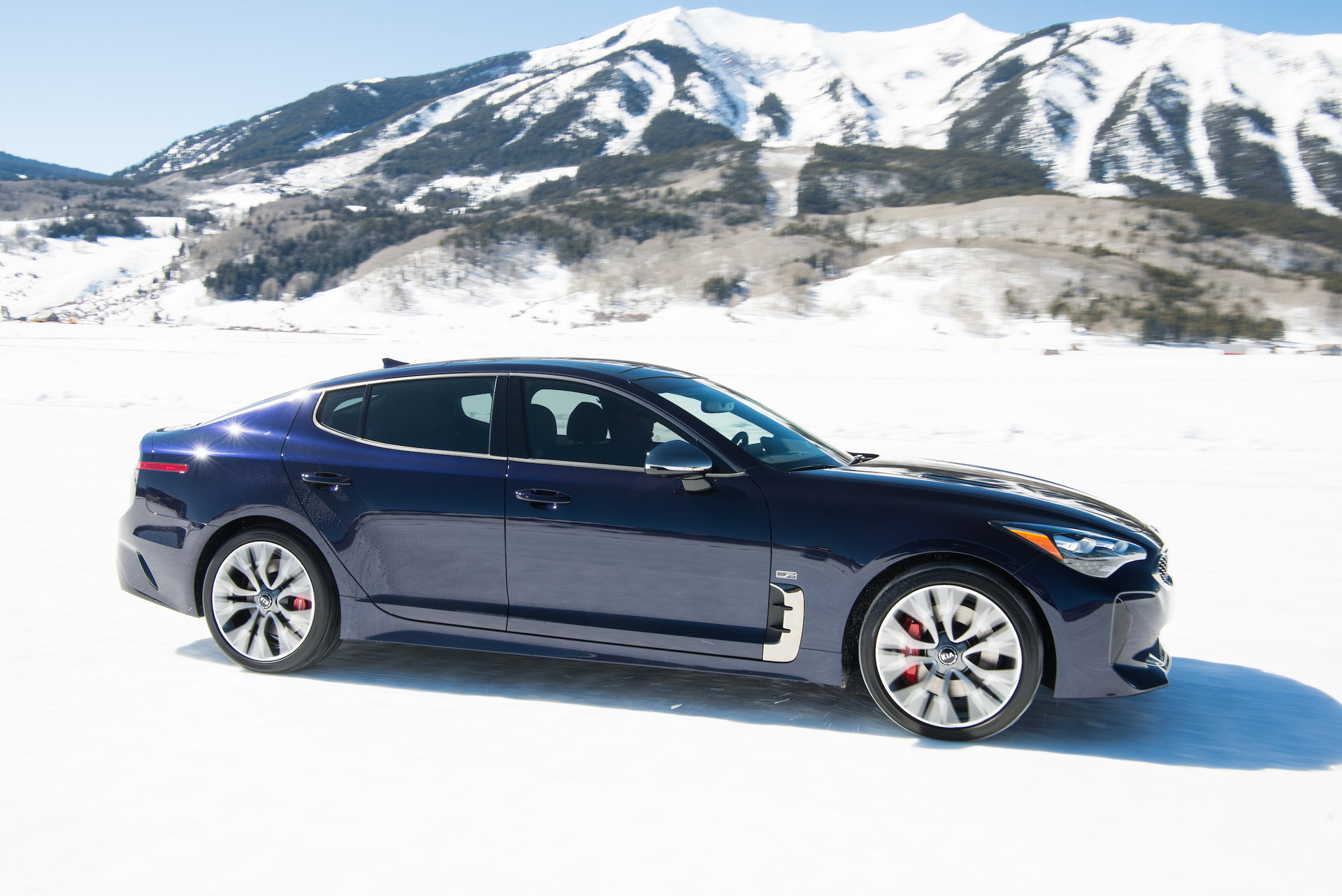 kia-stinger-gt-atlantica-limited-edition-1 2019 Kia Stinger ‘Atlantica’ Limited Edition Brings Euro Features To U.S.