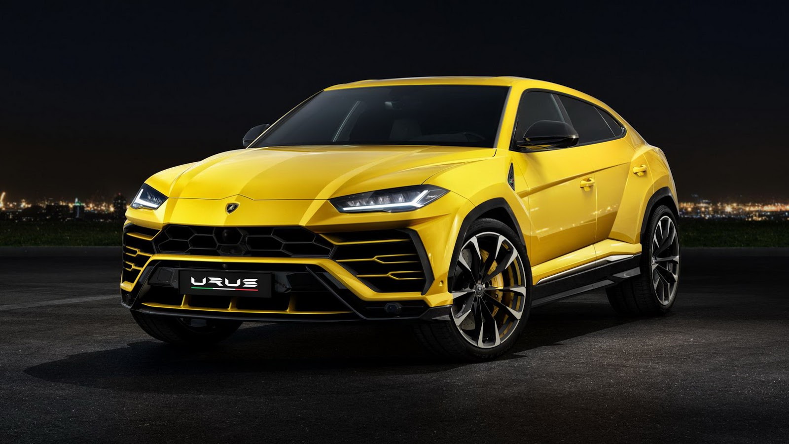 lamborghini-urus-3 Lamborghini CEO Announces The Urus Will Go Racing – But Where?