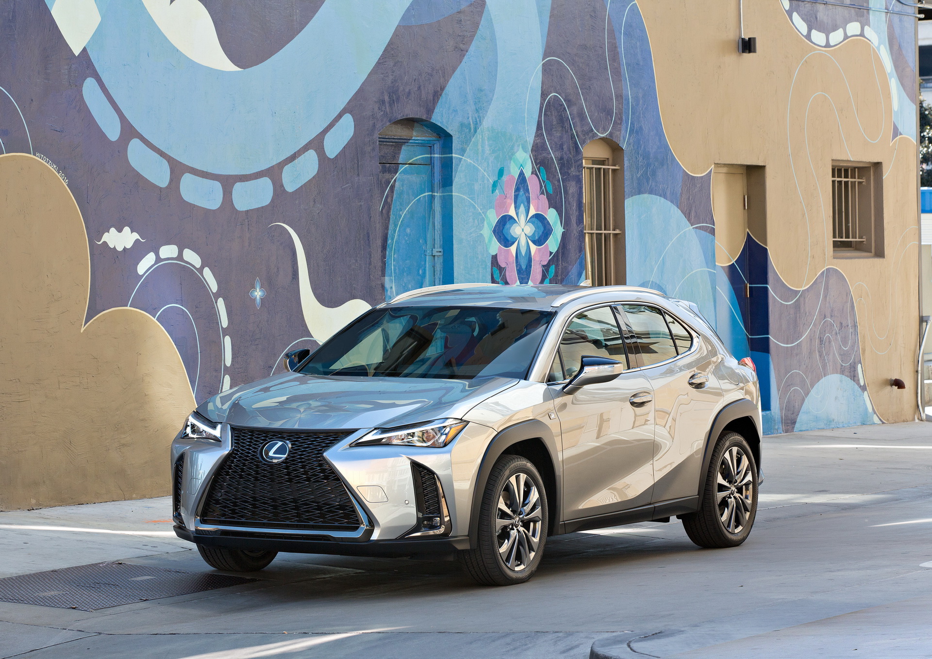 lexus-ux-ny-debut-2018-13 2019 Lexus UX Small SUV Gets Up To 168HP In U.S., Available With Subscription