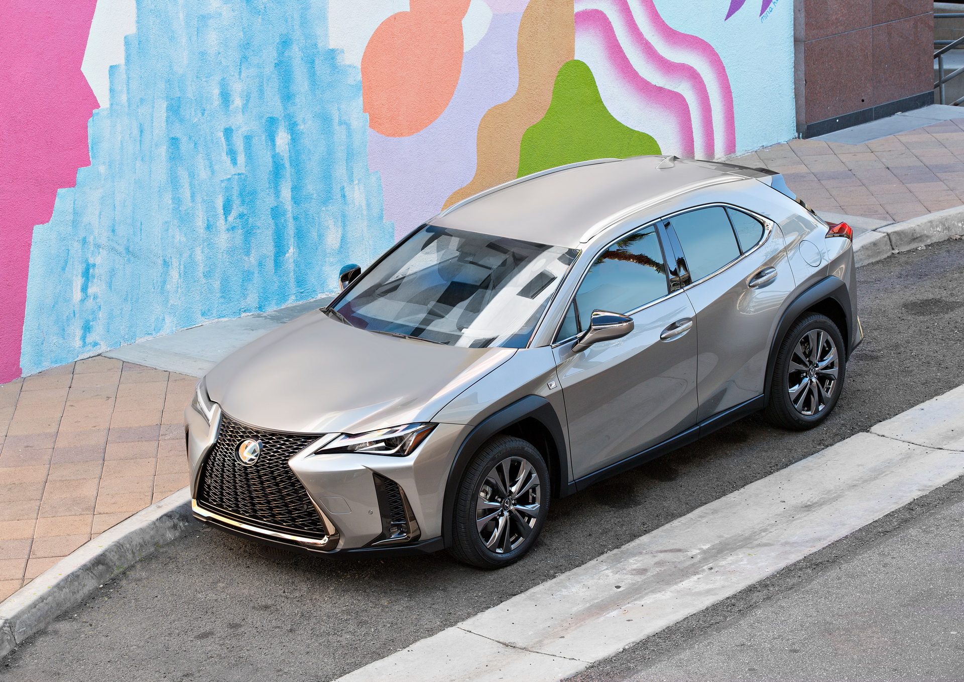 lexus-ux-ny-debut-2018-20 2019 Lexus UX Small SUV Gets Up To 168HP In U.S., Available With Subscription