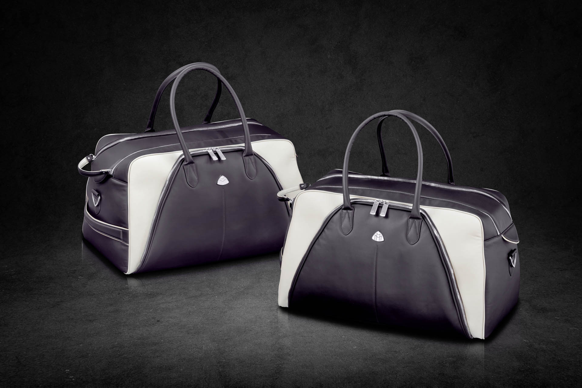 Exklusive Kollektion von MAYBACH – ICONS OF LUXURY: Farblich passende Gepäckstücke und edle Accessoires für die new-look Mercedes-Maybach S-Klasse Mercedes Offers Maybach S650 Customers A Matching Luggage Set – And Much More