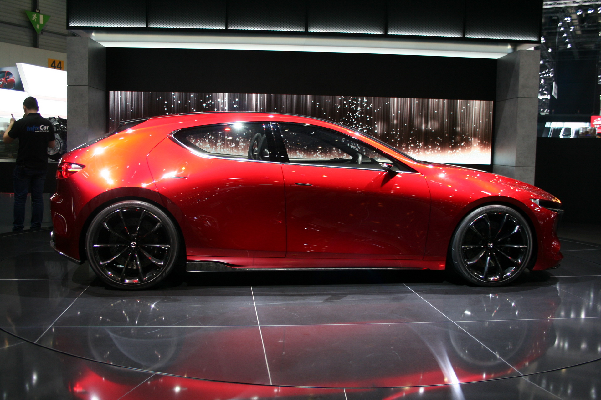 mazda-kai-concept-33 Kai Concept Goes To Geneva To Get Our Hopes Up For New Mazda3