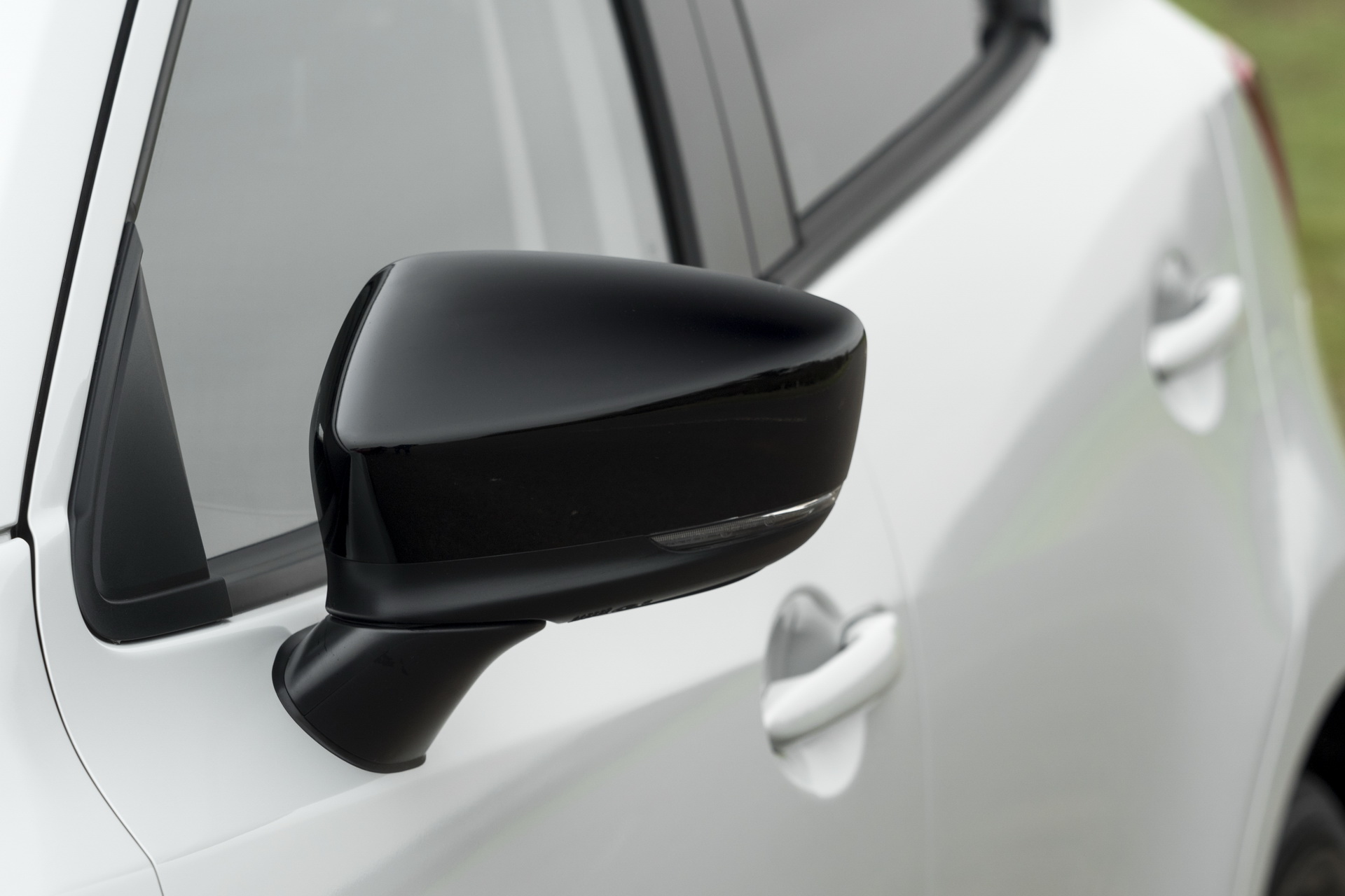 mazda2-sport-black-limited-edition-3 Mazda2 Updated For 2018, Gains £15,995 Sport Black Limited Edition