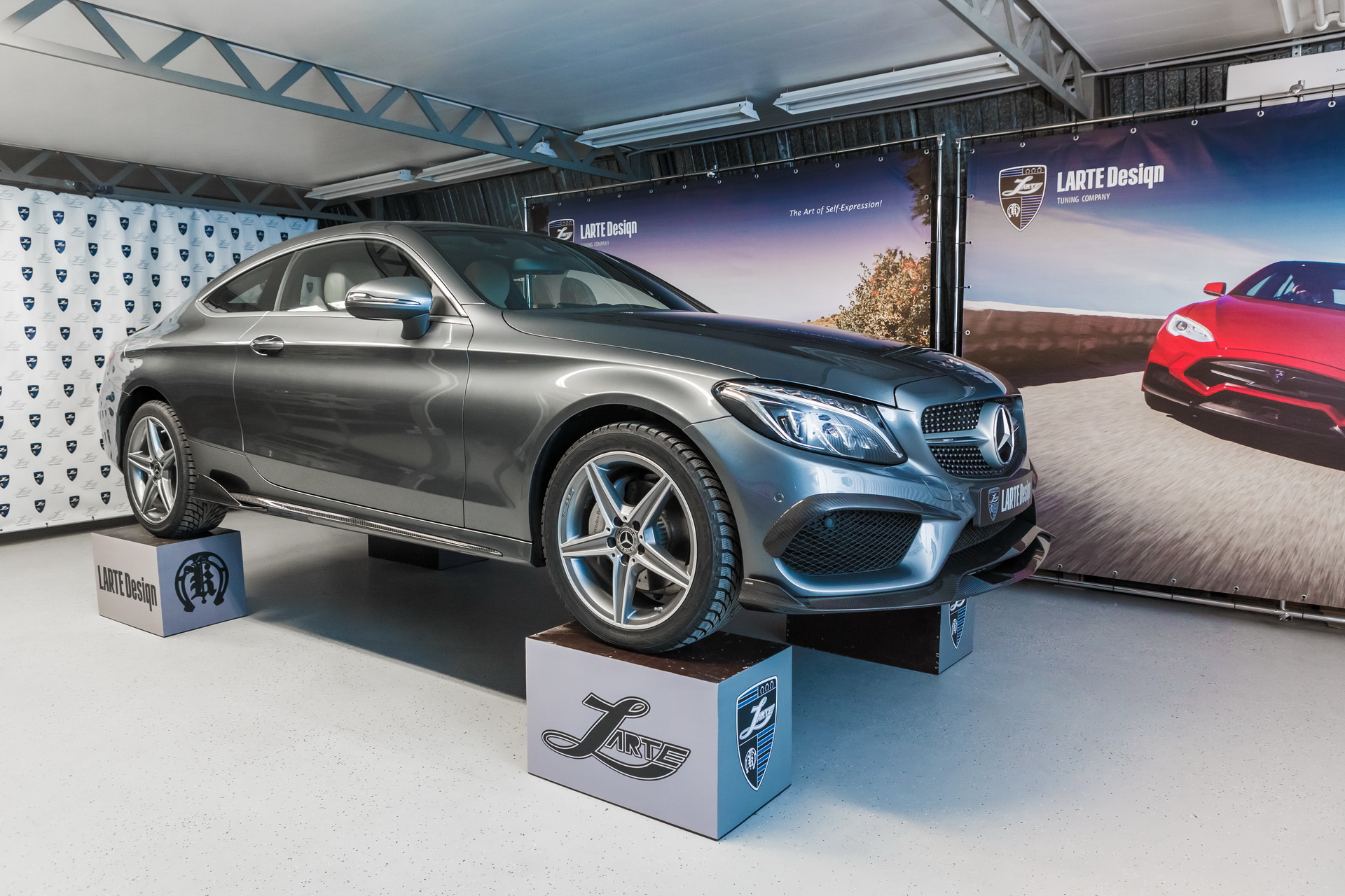 mercedes-benz-c-class-coupe-larte-tuning-1 Mercedes-Benz C-Class Coupe Gets A Carbon Touch From Larte Design