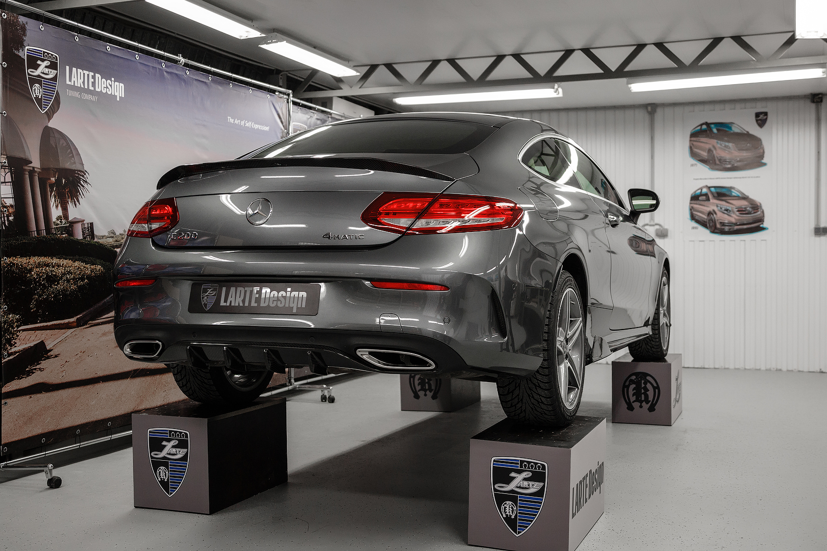 mercedes-benz-c-class-coupe-larte-tuning-13 Mercedes-Benz C-Class Coupe Gets A Carbon Touch From Larte Design